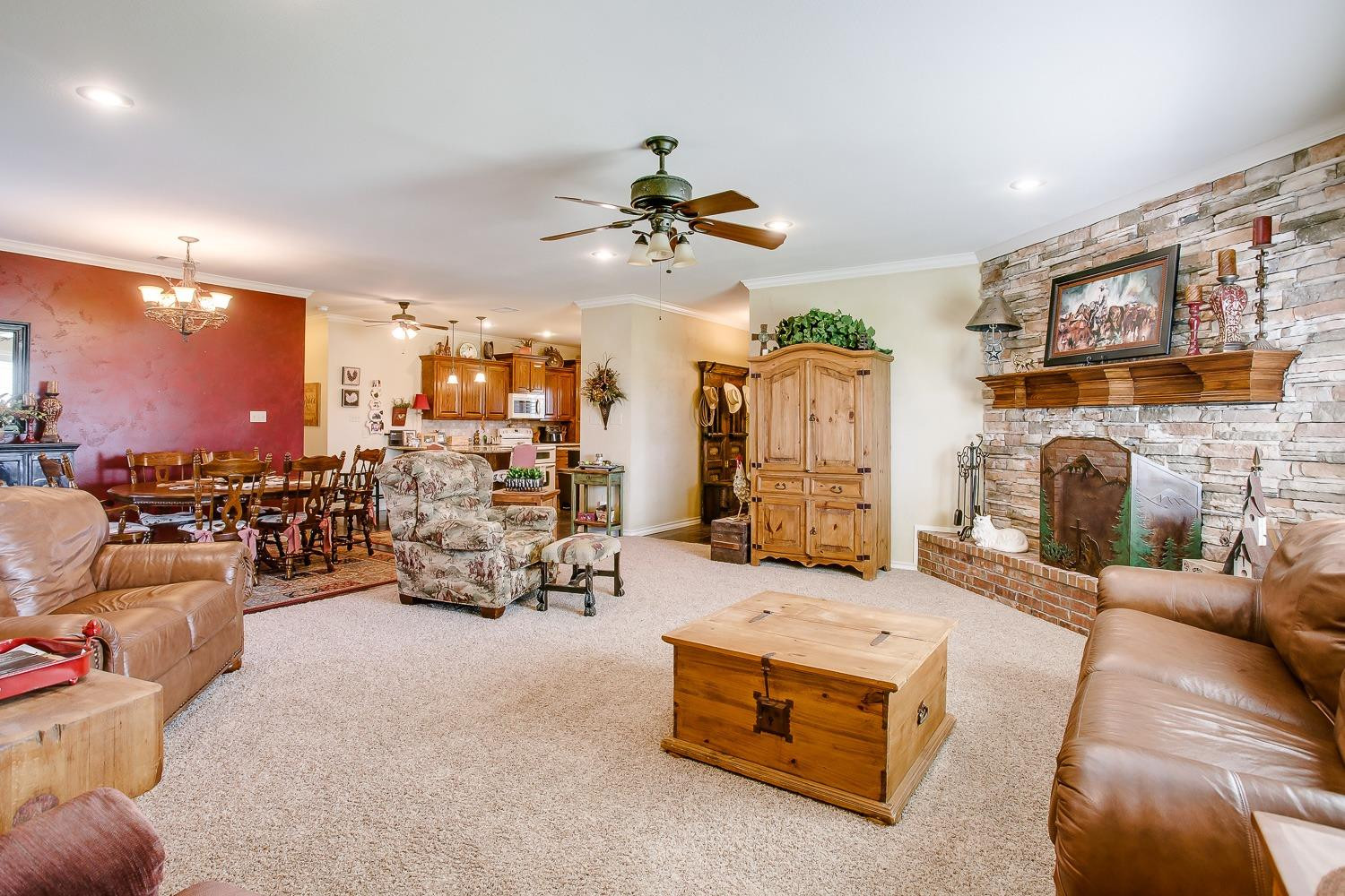 8711 E County Road 6000
