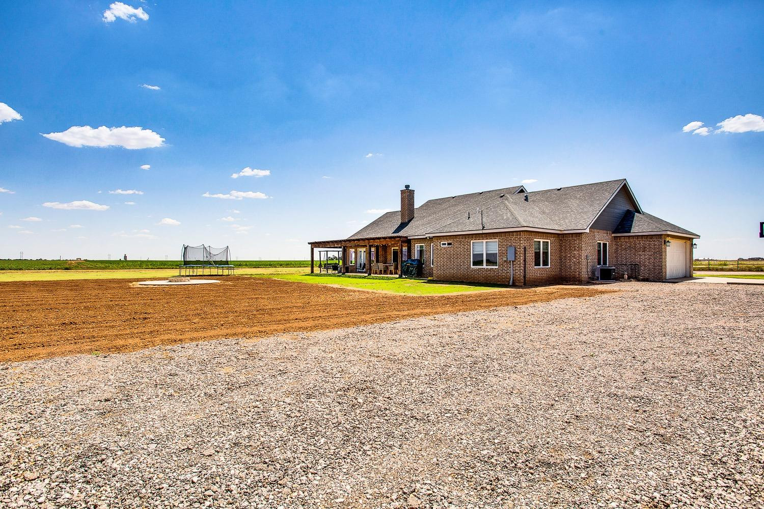 3943 Mallard Road