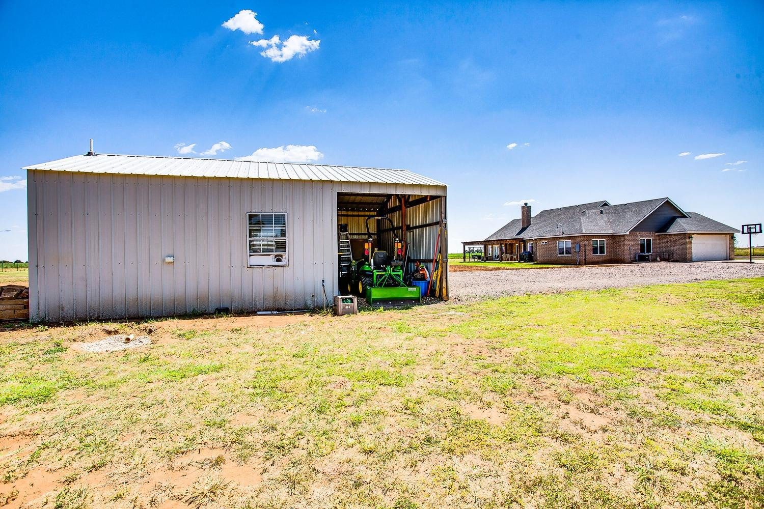 3943 Mallard Road