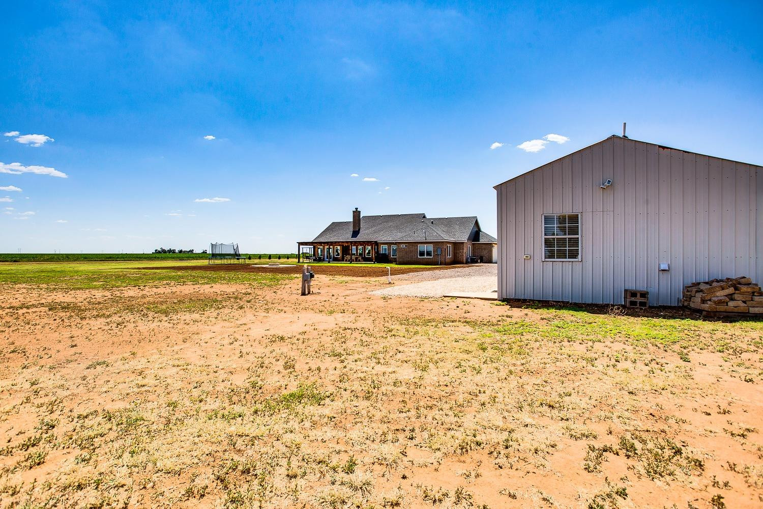 3943 Mallard Road