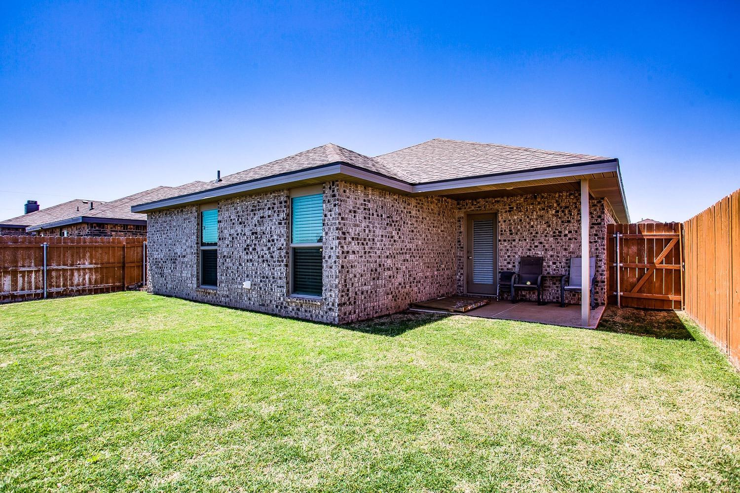 14409 Uvalde Avenue