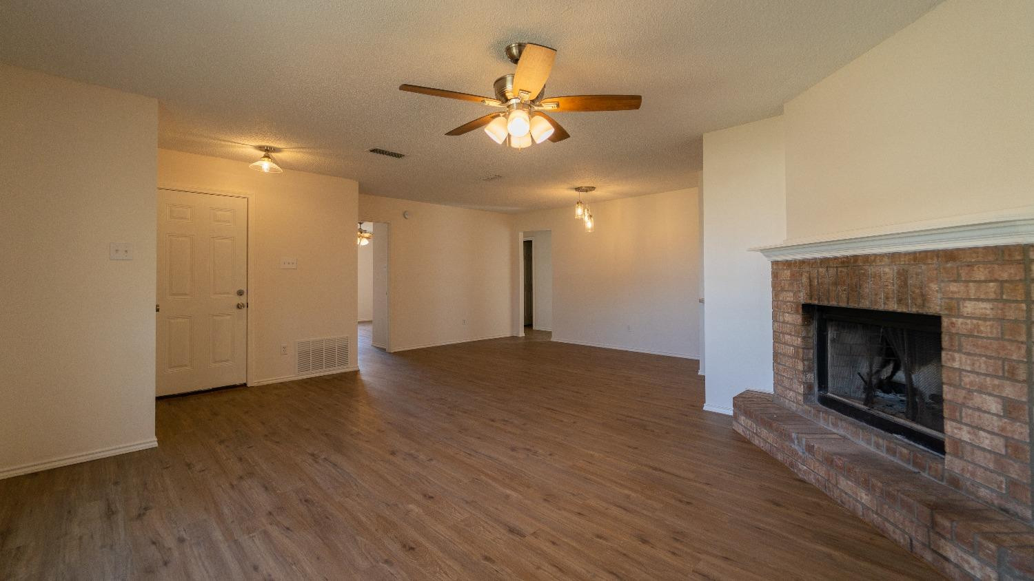 6115 7th Drive