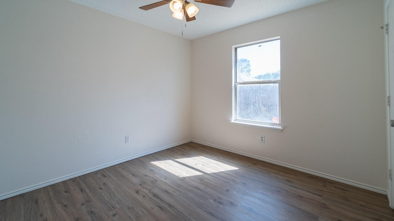 6115 7th Drive