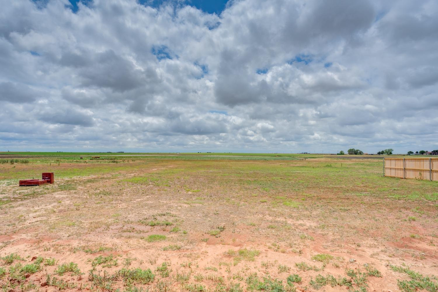 8618 E County Road 5500