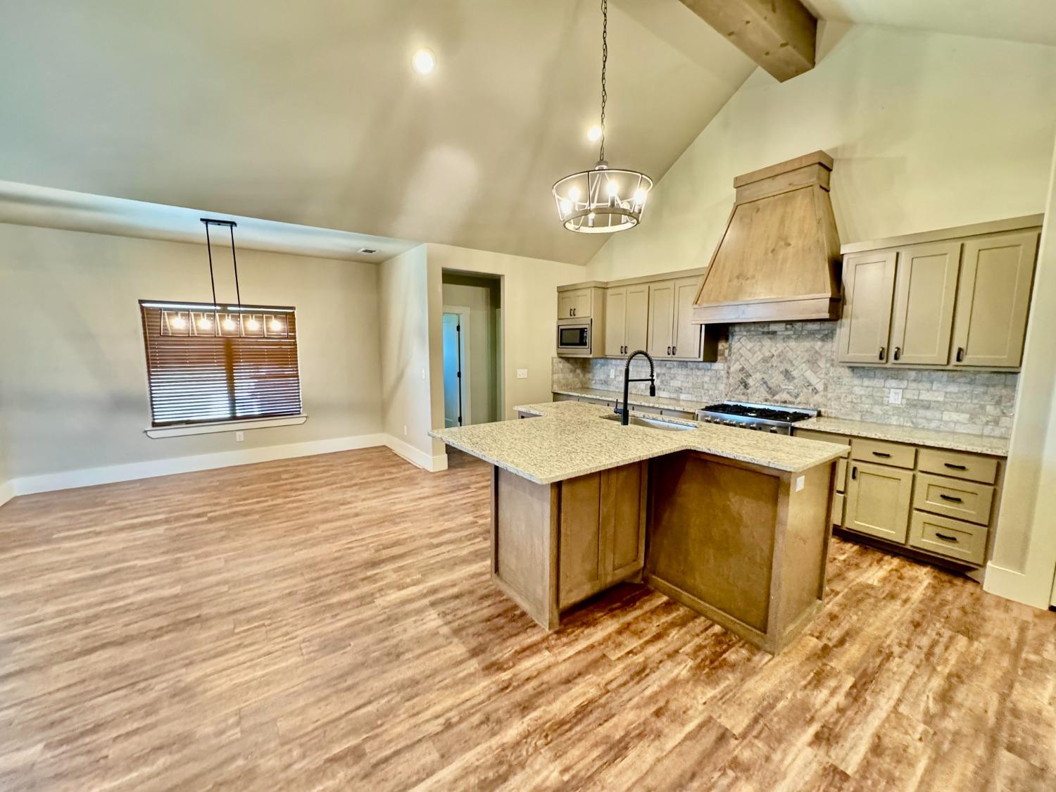 9503 Private Road 6665