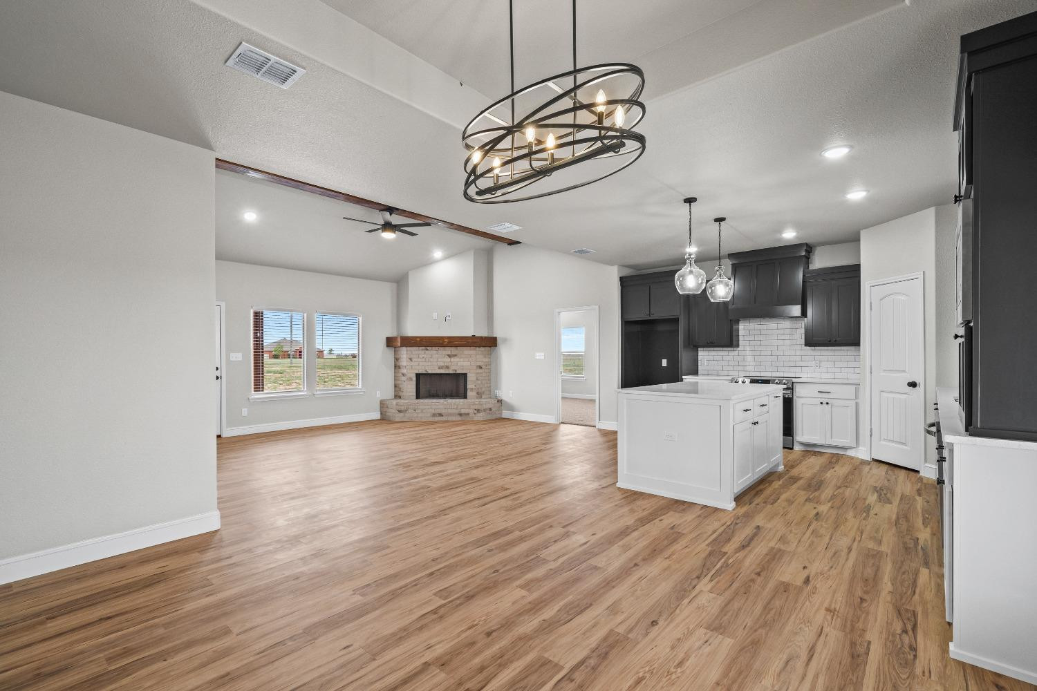 16310 N FM 179