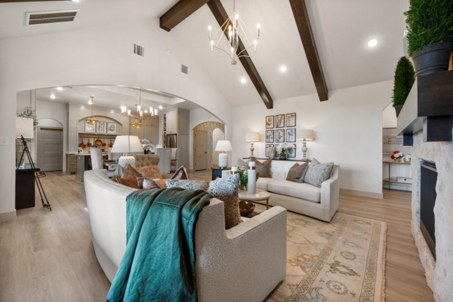4407 Quitman