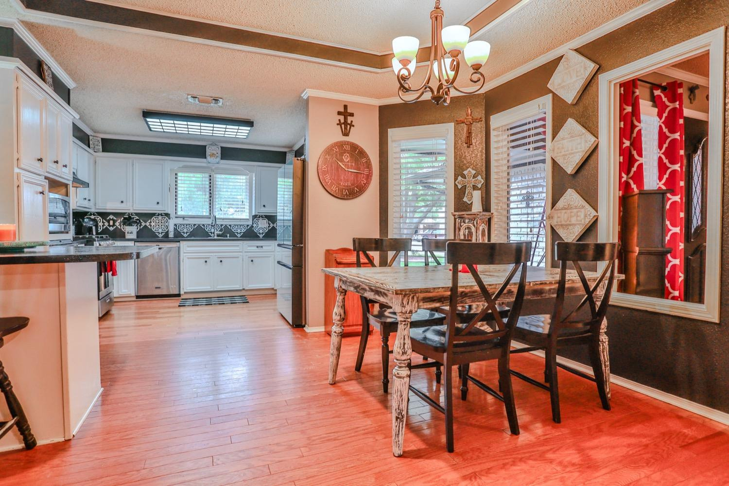 2120 Longhorn Drive
