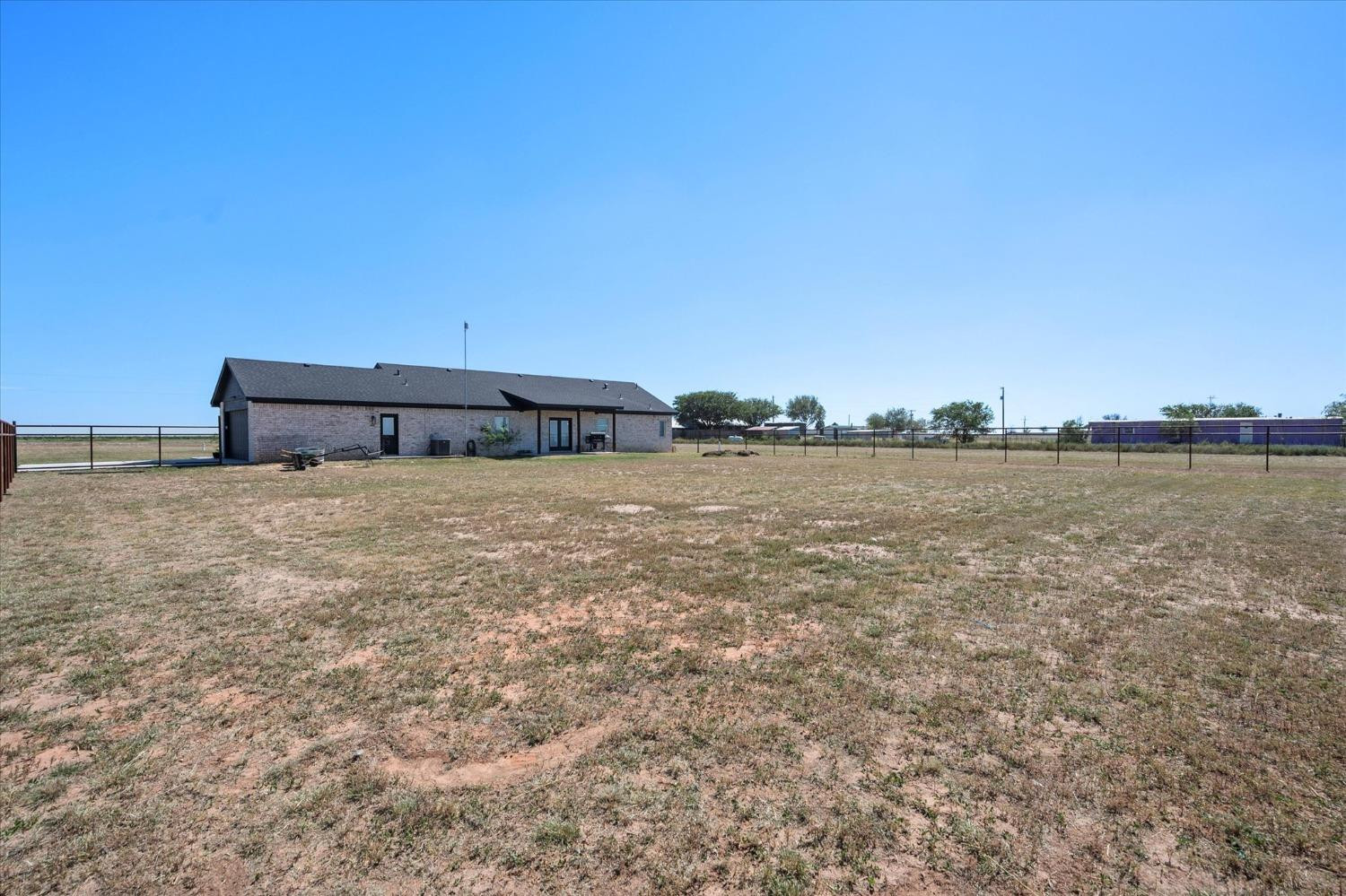 12605 N FM 1729