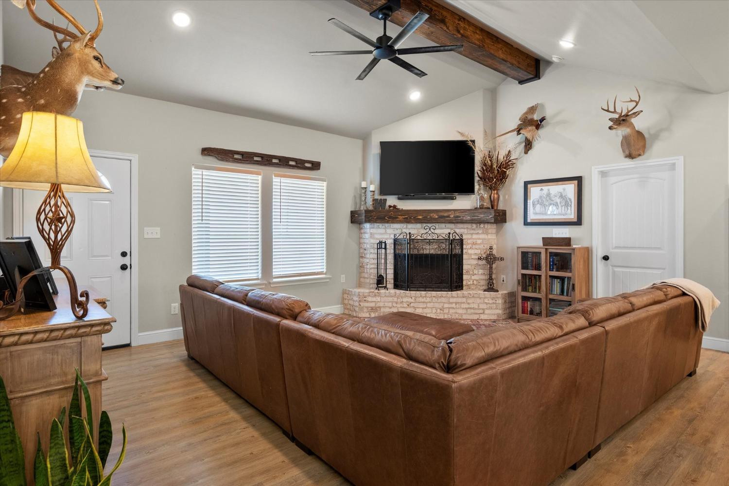 12605 N FM 1729