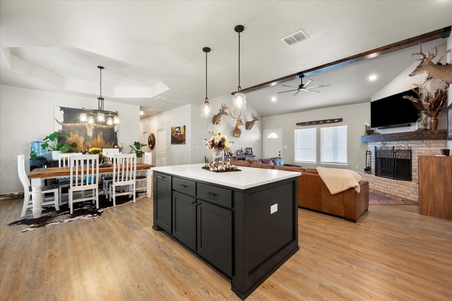 12605 N FM 1729