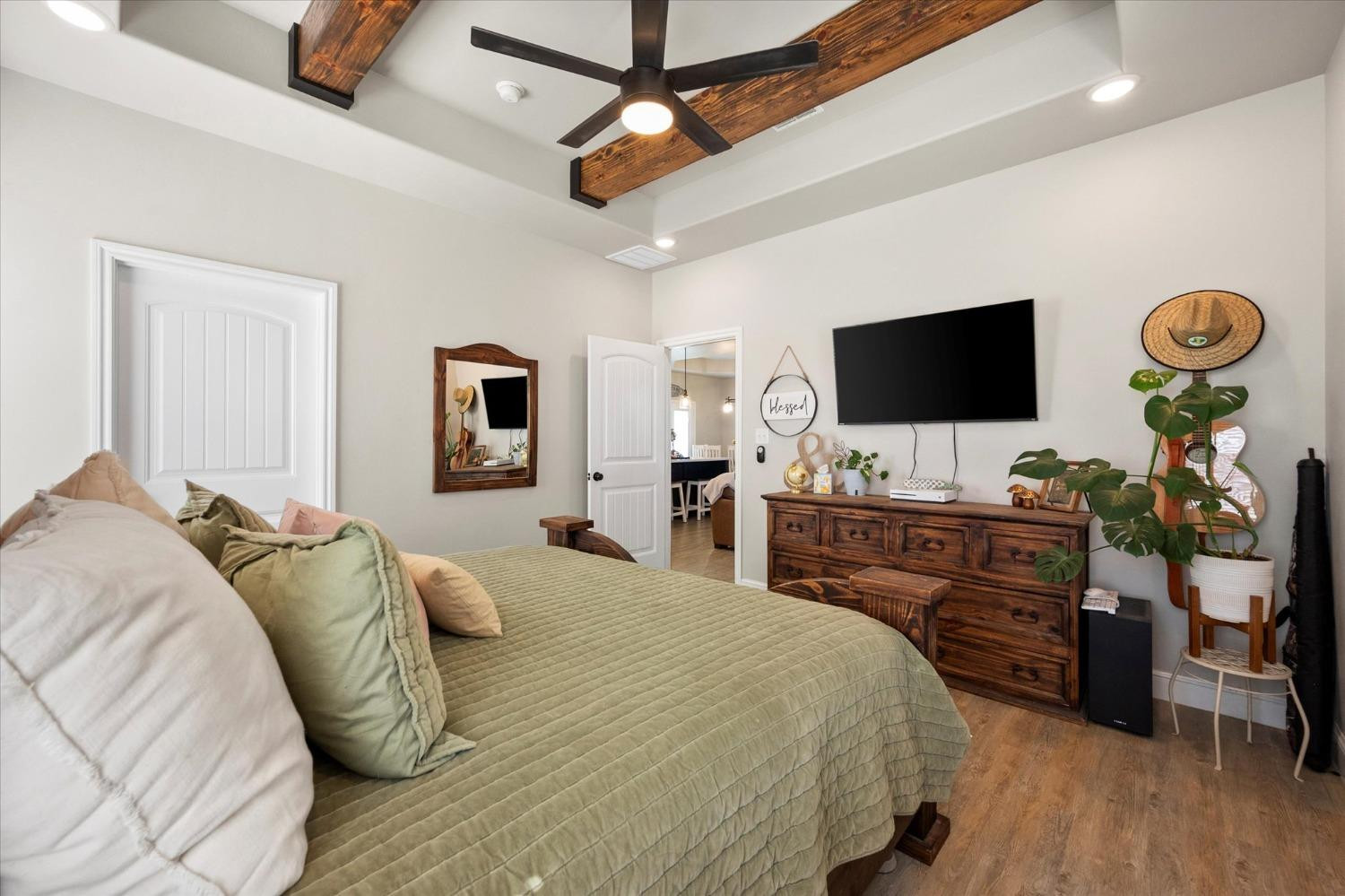 12605 N FM 1729