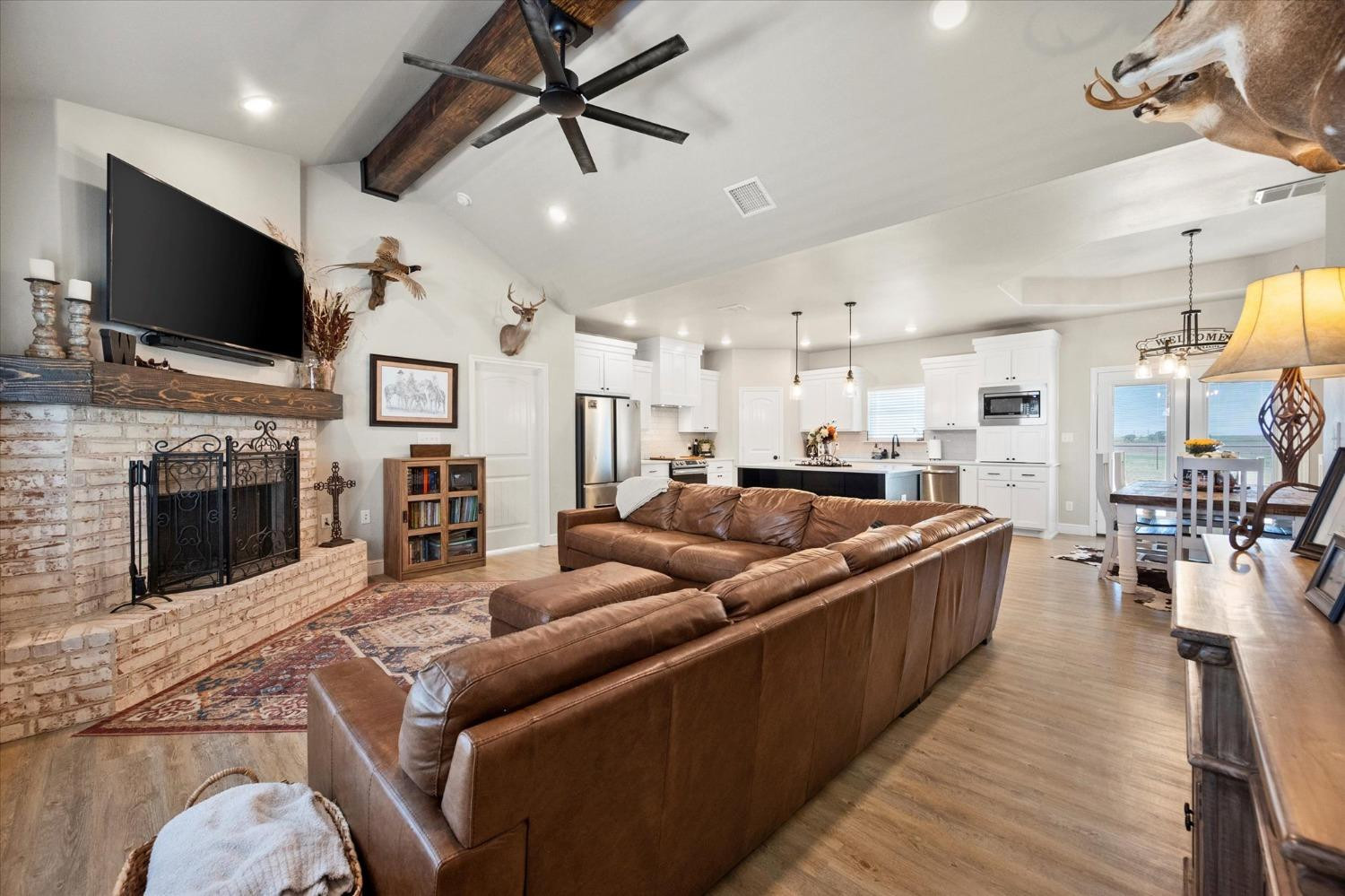 12605 N FM 1729