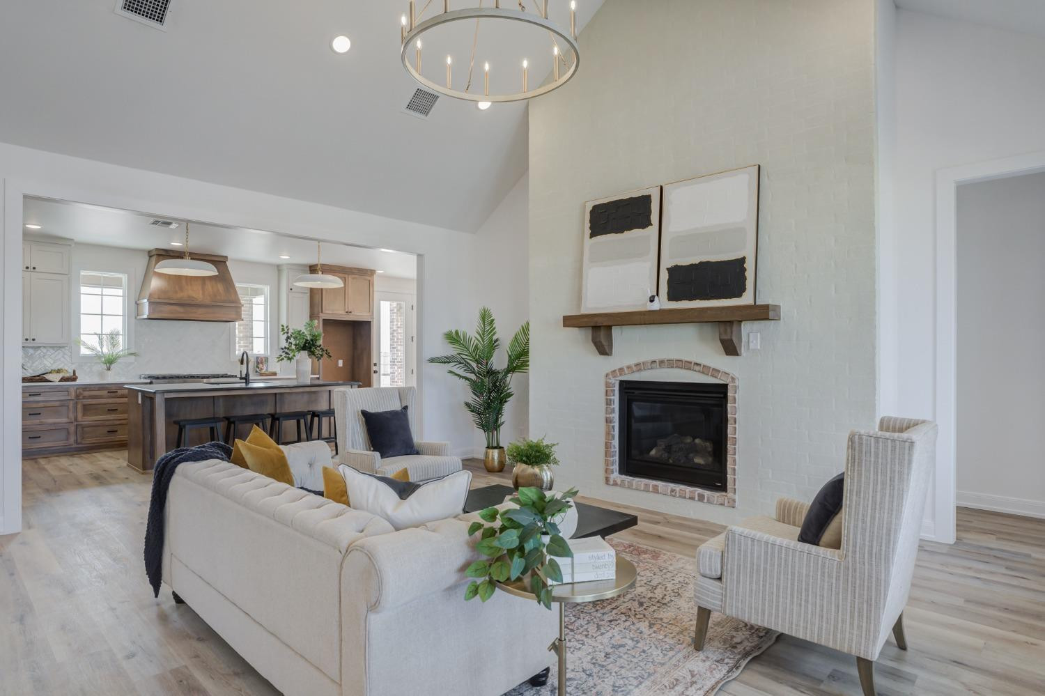 1201 County Road 7710