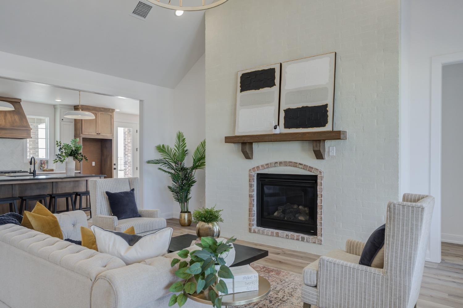 1201 County Road 7710