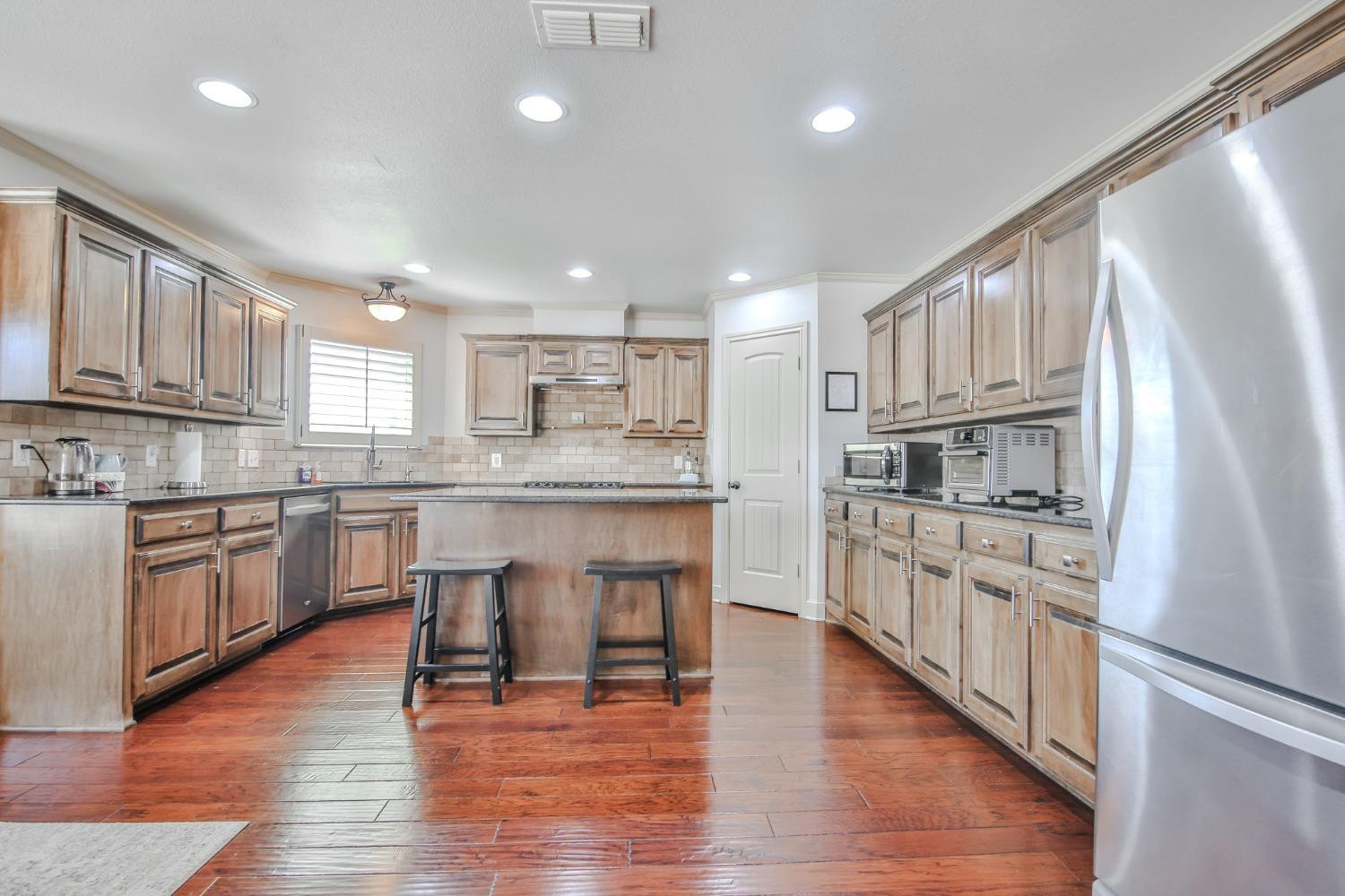 5813 111th Street