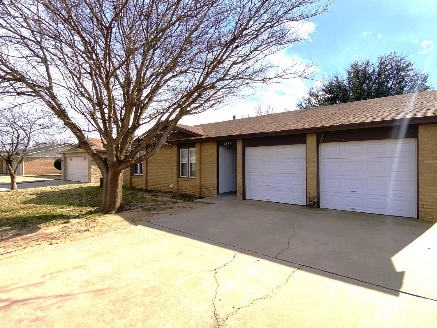 5733 93rd Street