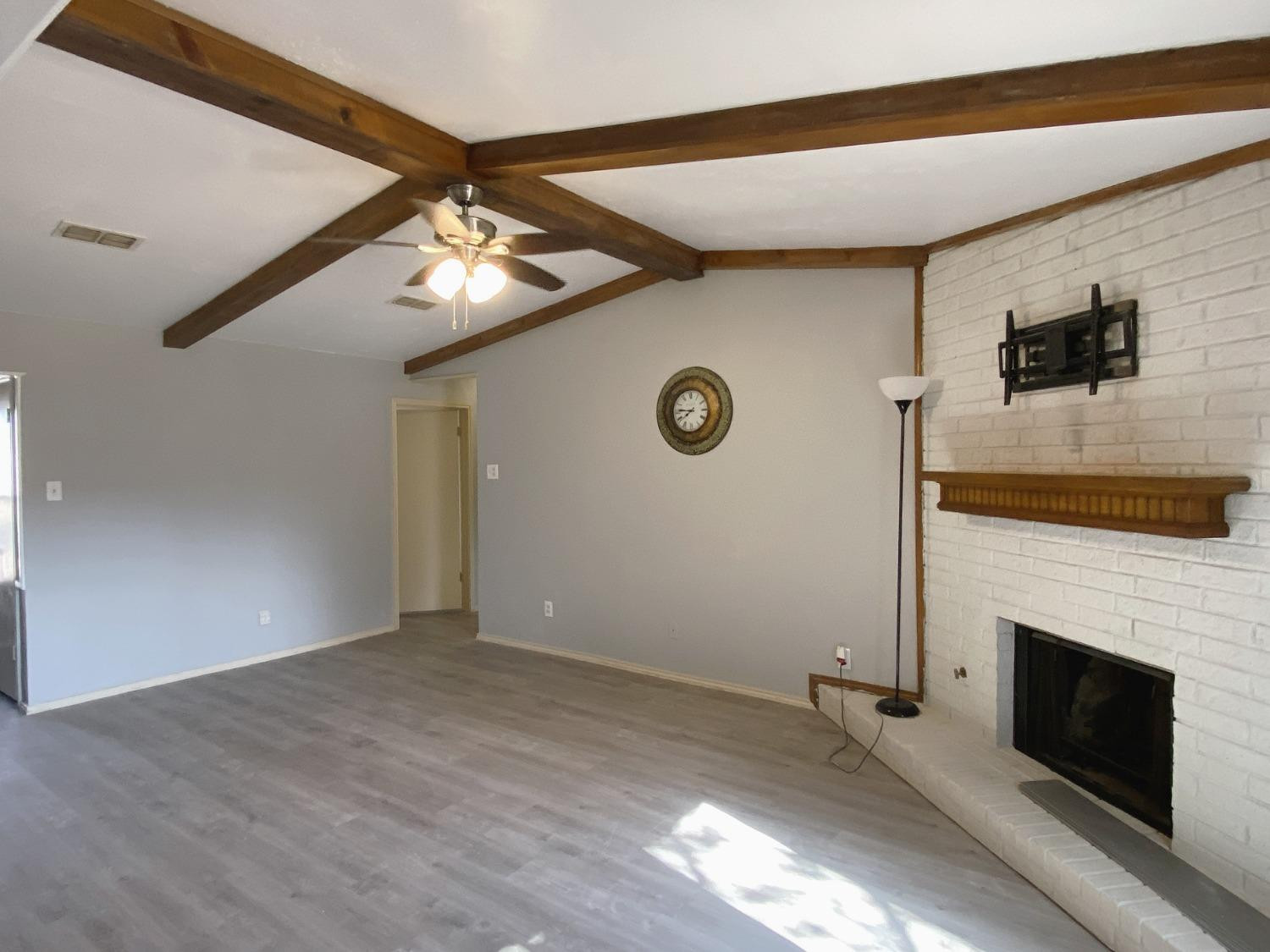 5733 93rd Street