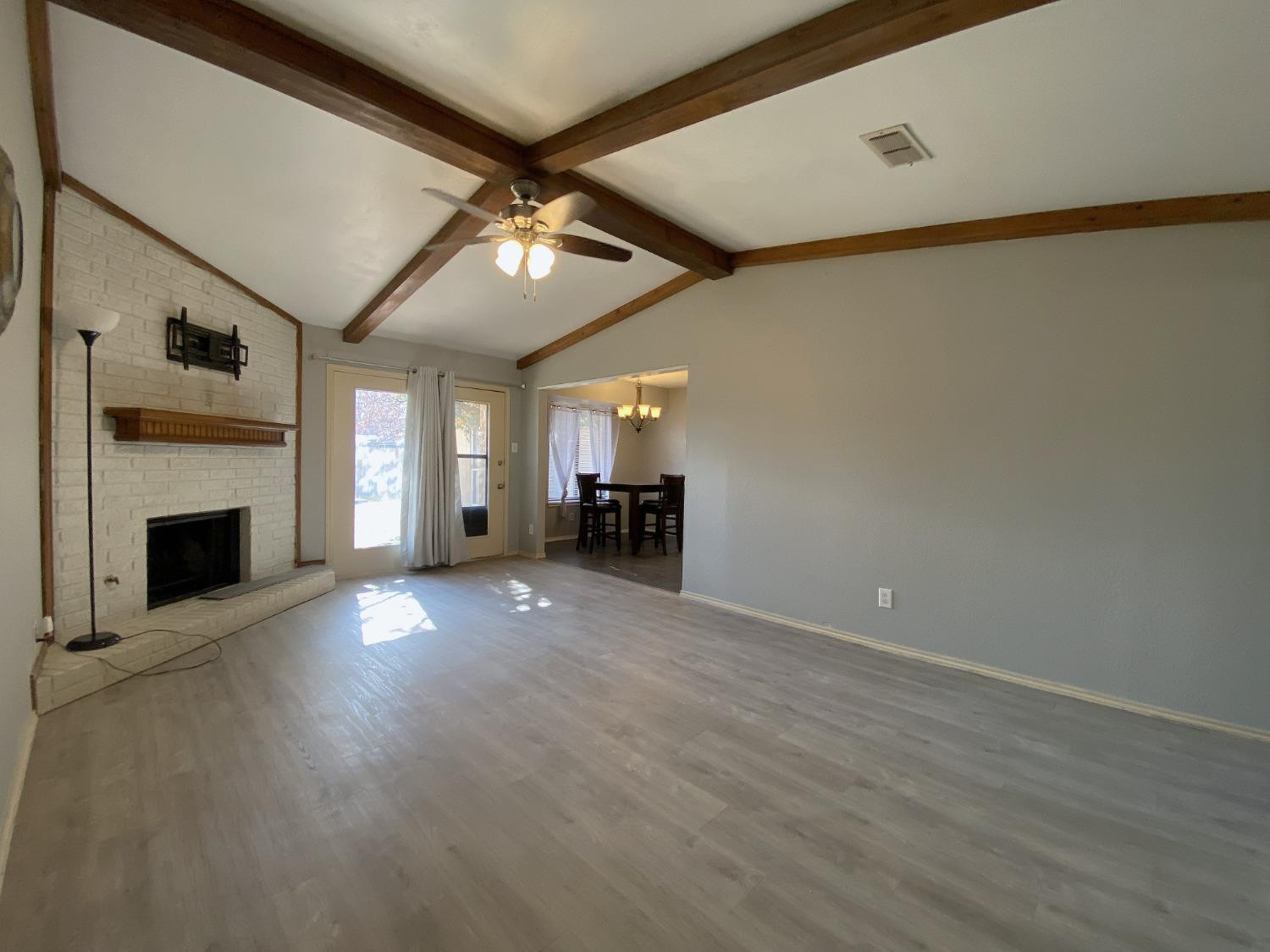 5733 93rd Street