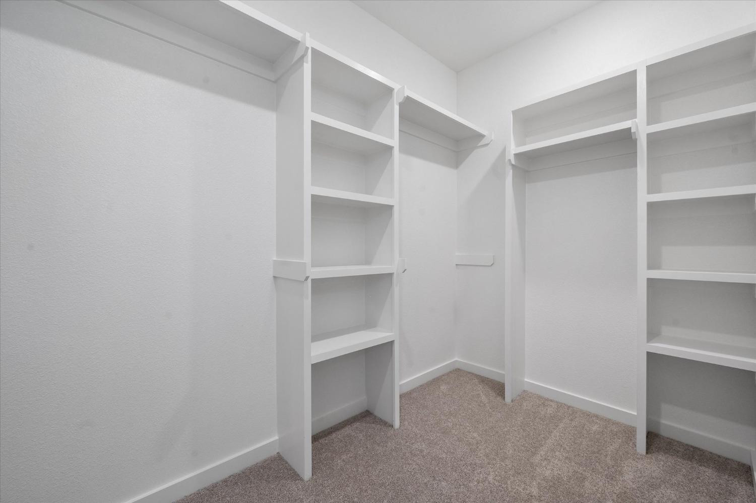 14409 Kenosha Avenue