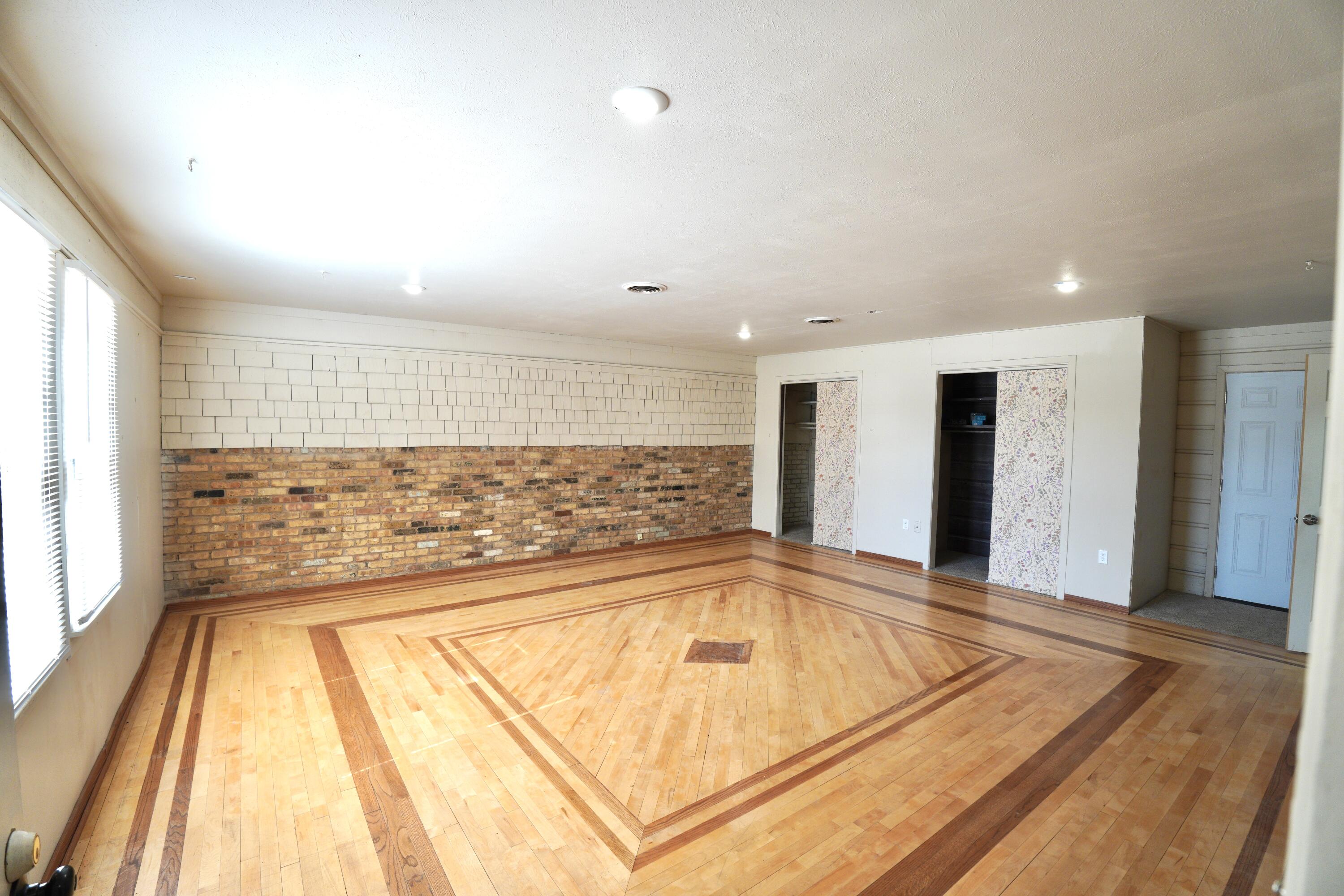 1908 52nd Street