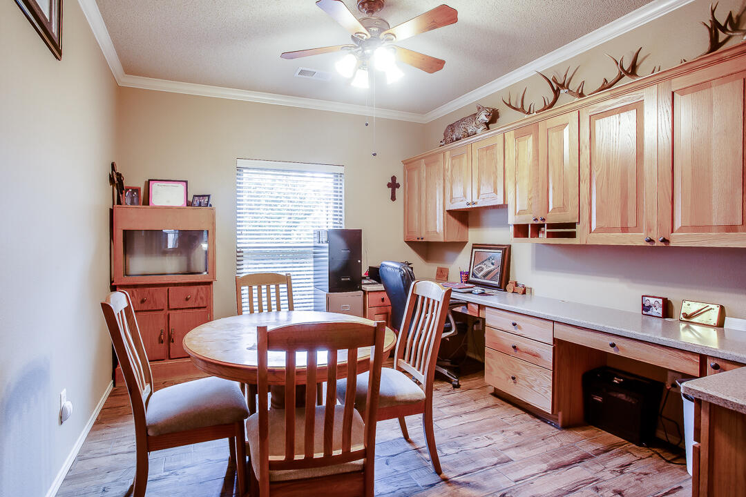 6403 County Rd 7445