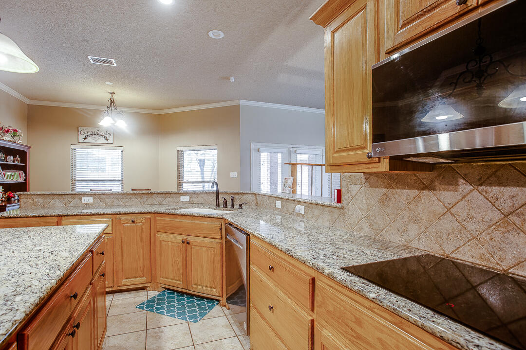 6403 County Rd 7445