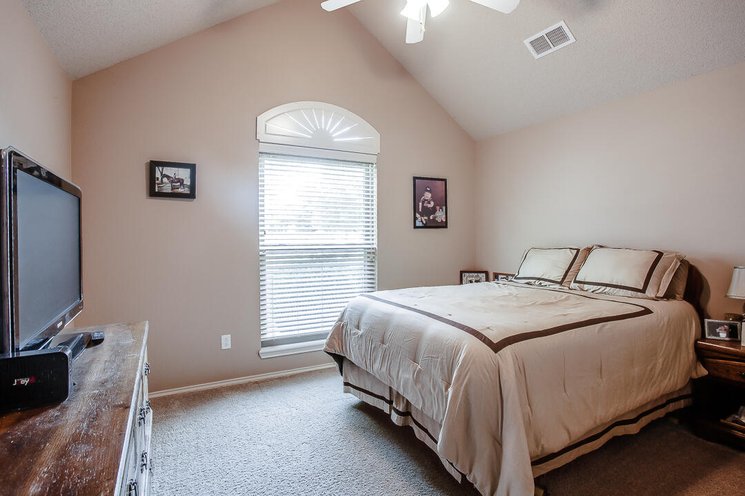 6403 County Rd 7445