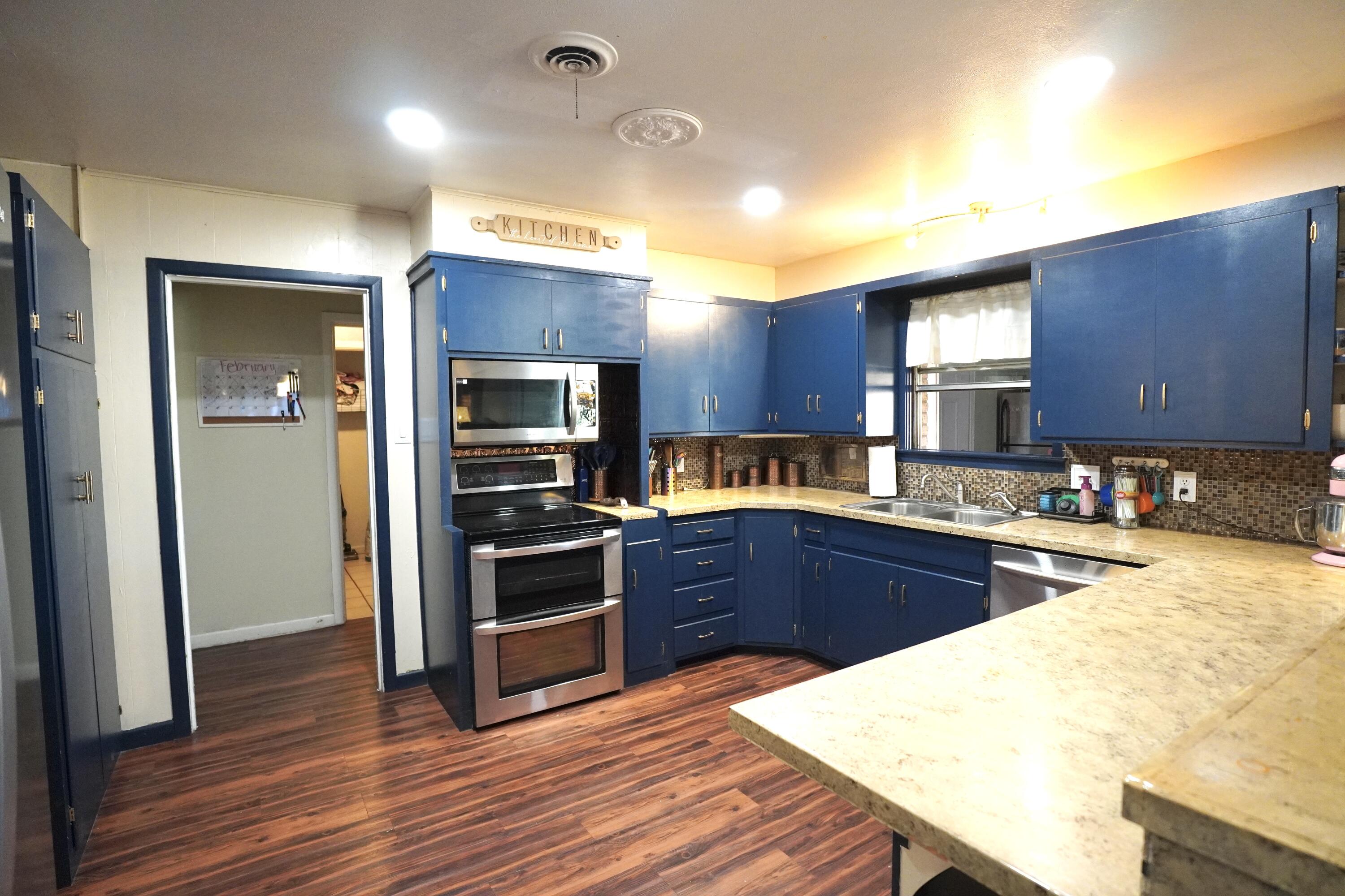 802 7th Street