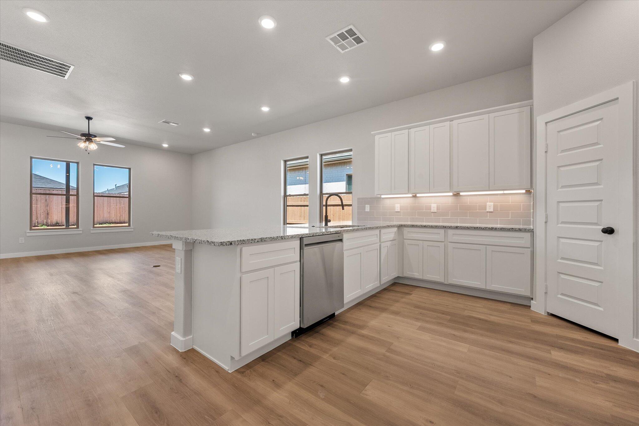 309 E 25th Street