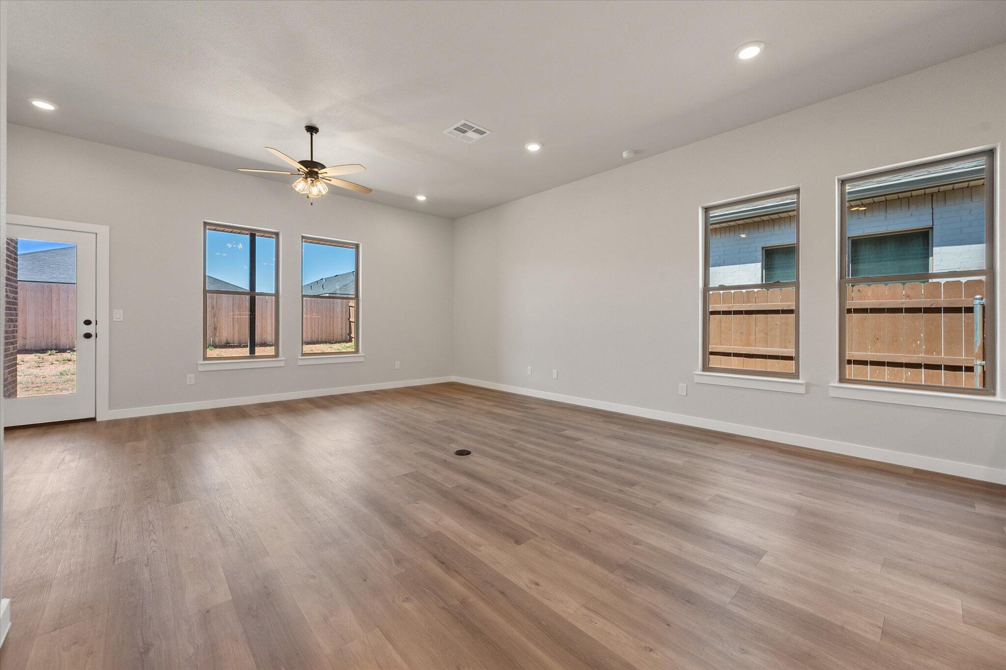 309 E 25th Street