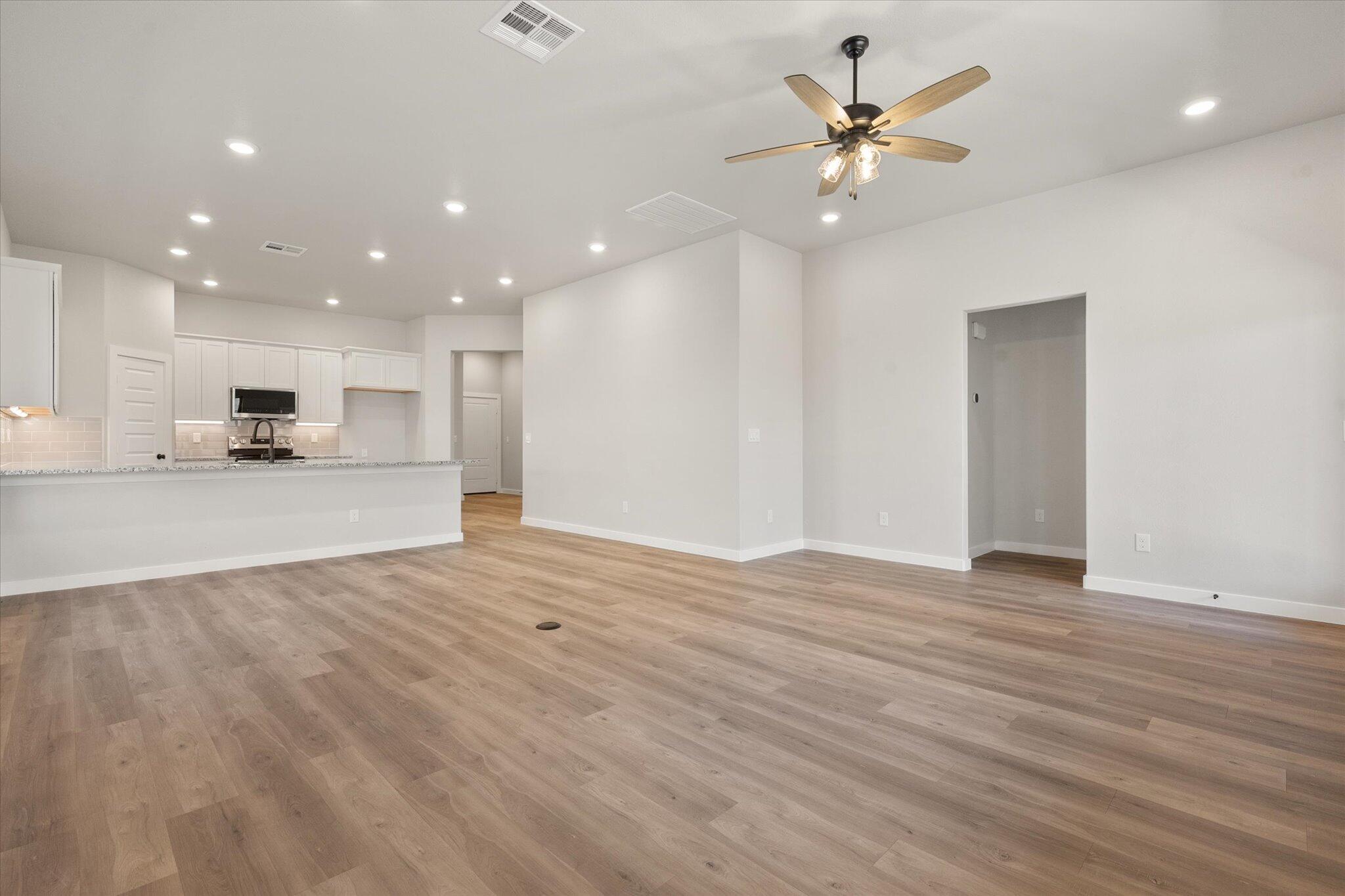 309 E 25th Street