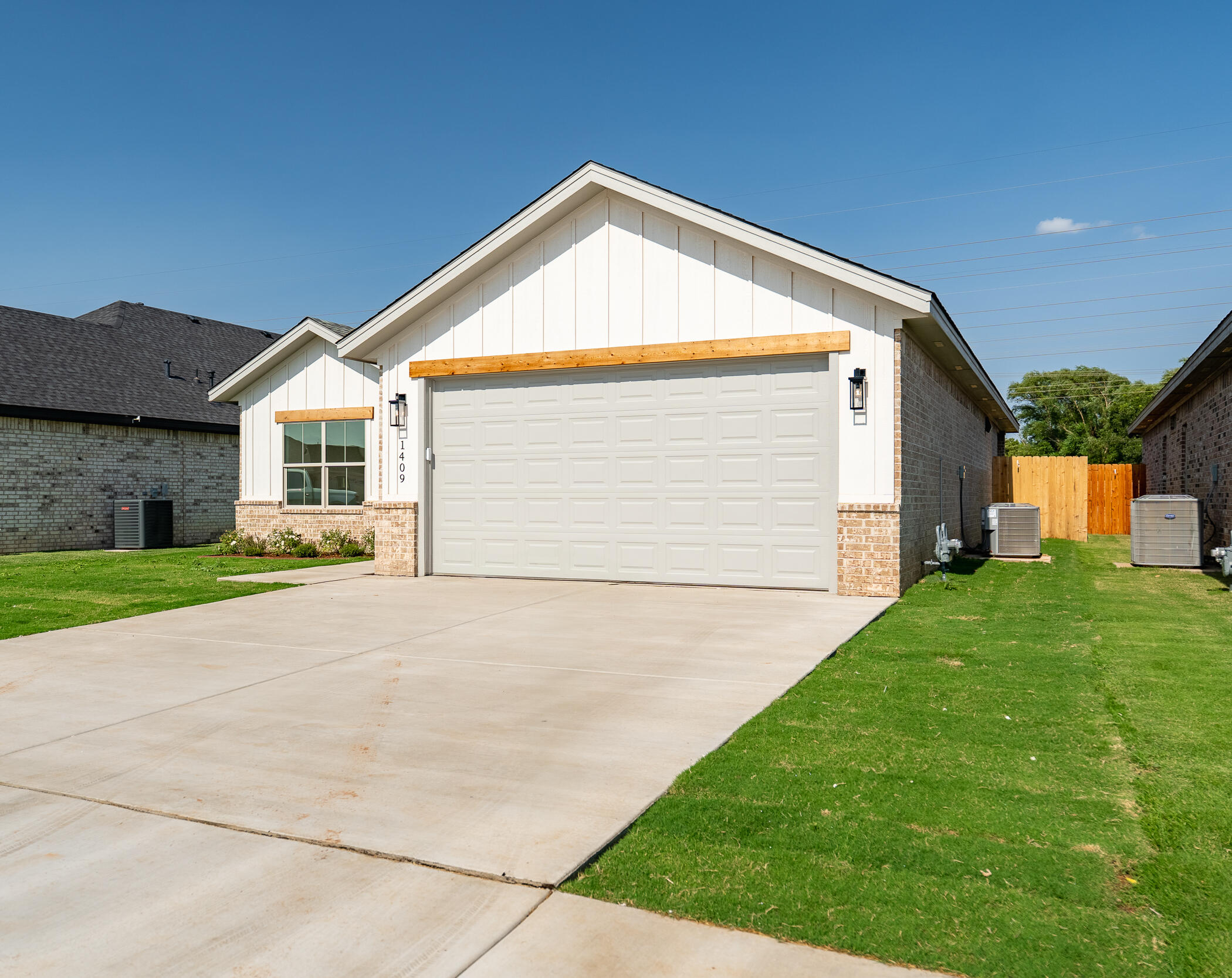 1409 Quincy Avenue