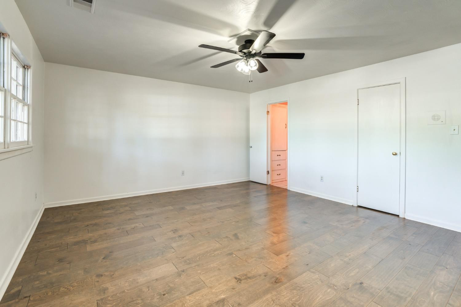 2503 53rd Street