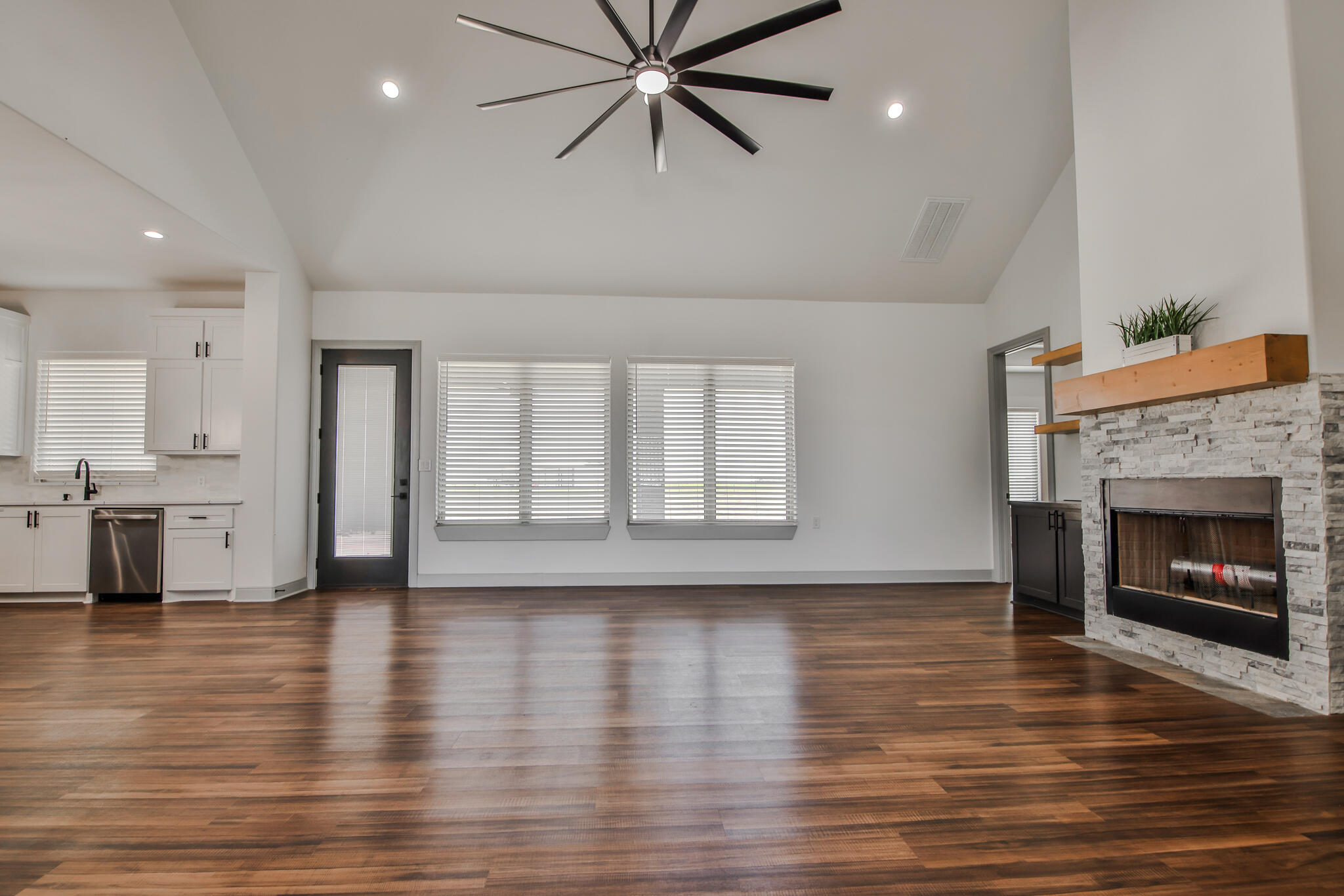 6902 Wilson Crk Lane