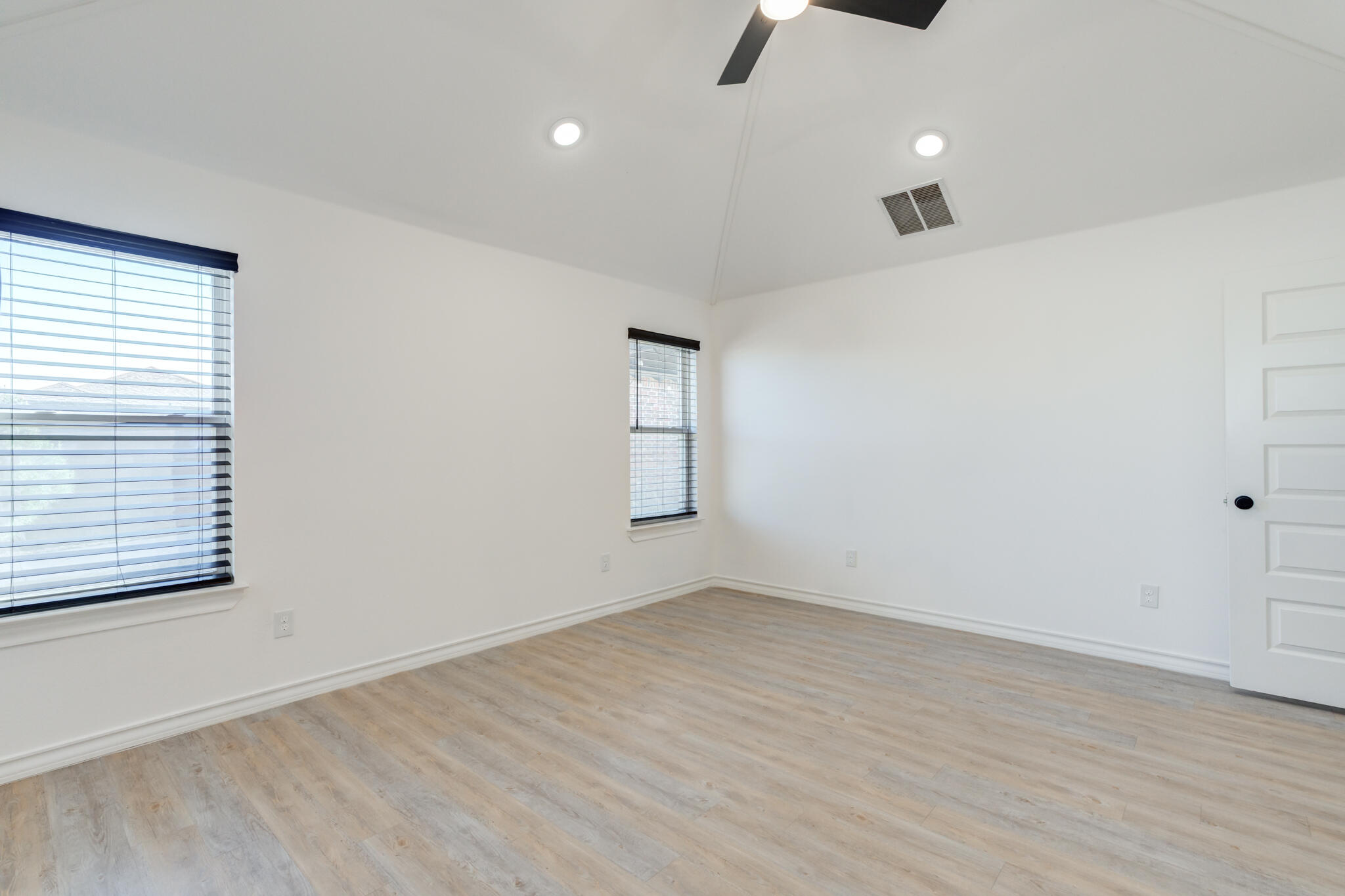 12701 Kenosha Avenue