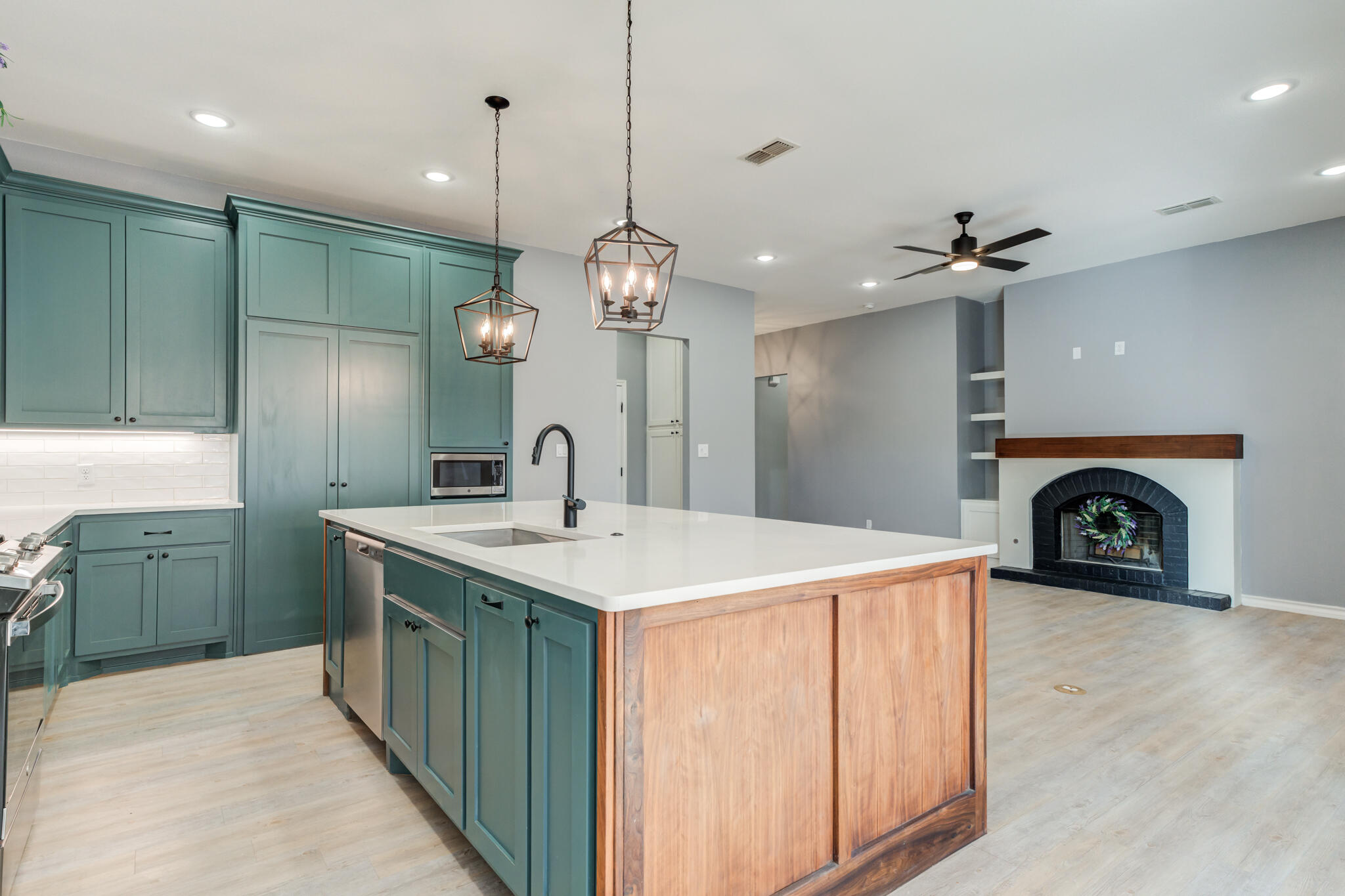 12701 Kenosha Avenue