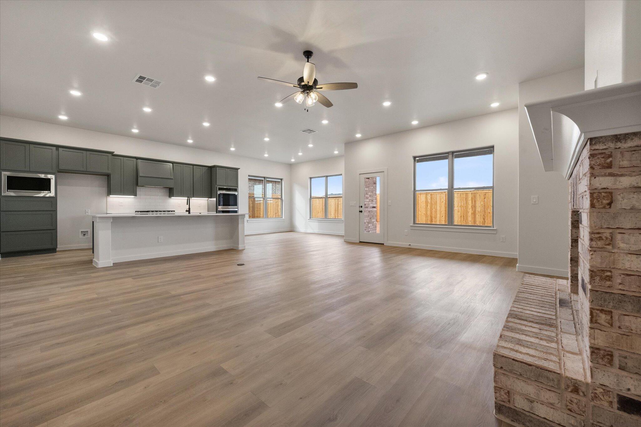 2901 Tractor Avenue
