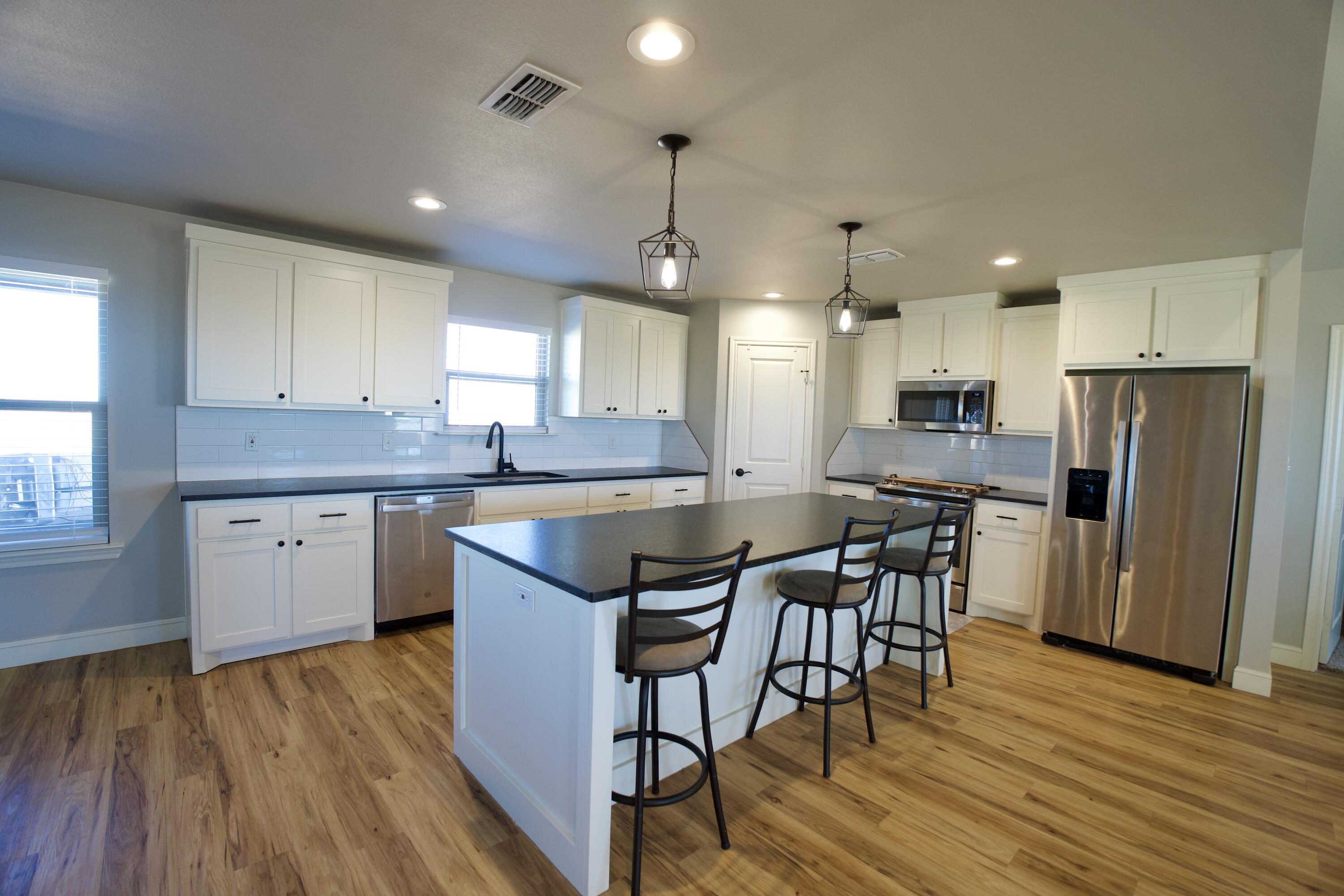 7405 County Road 3700