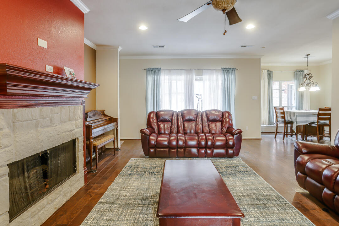 6402 County Road 7410