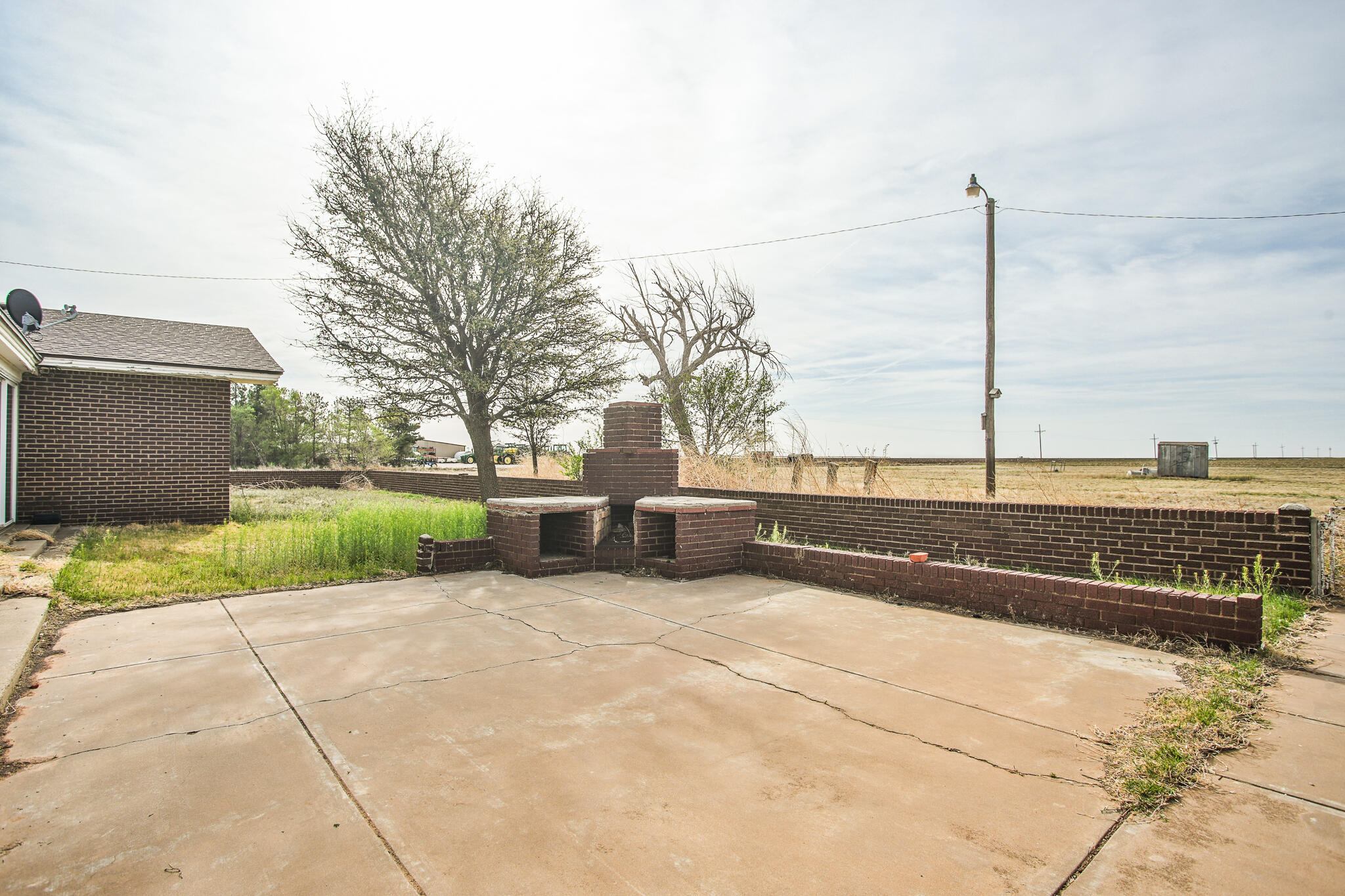 10709 FM 41