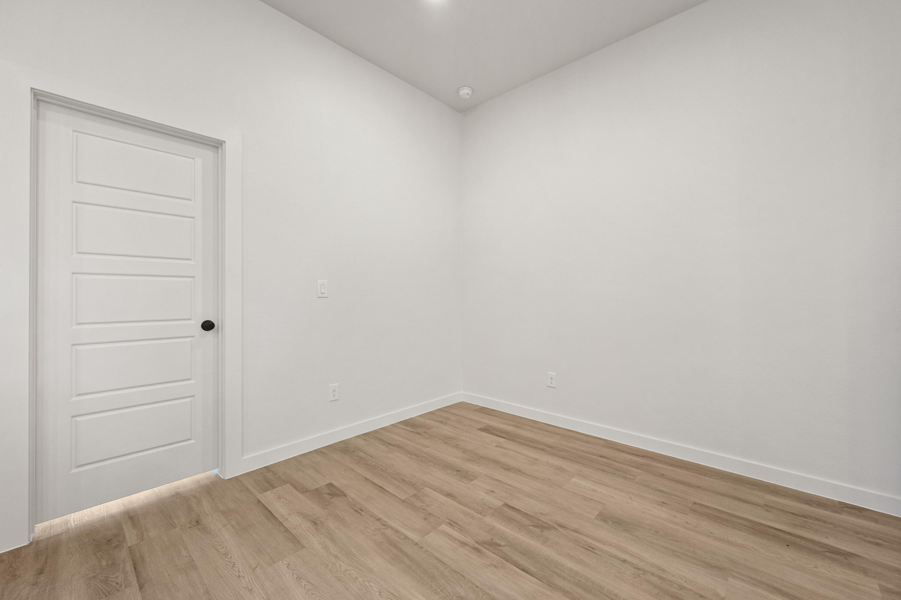 1302 Saratoga Avenue