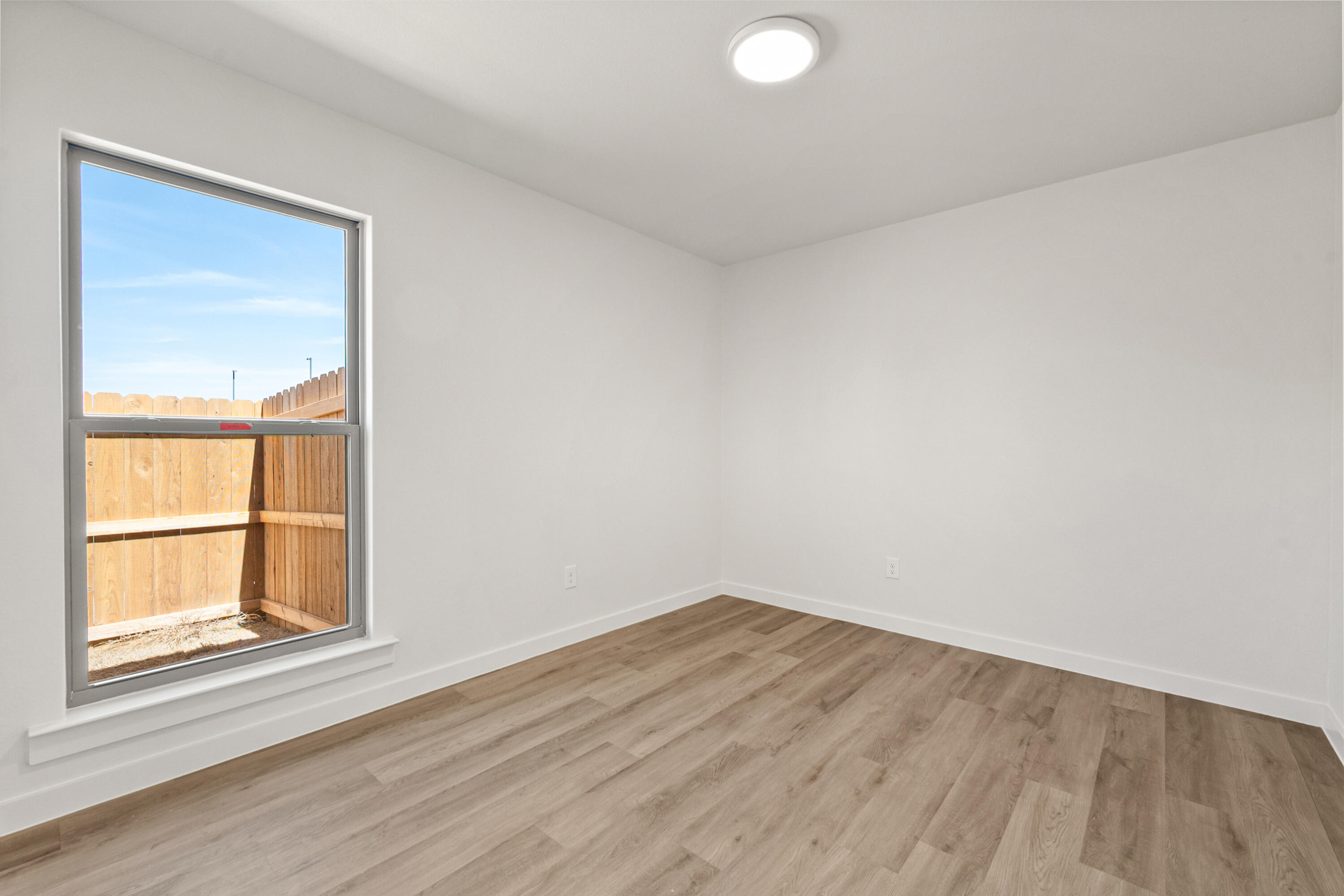 1302 Saratoga Avenue