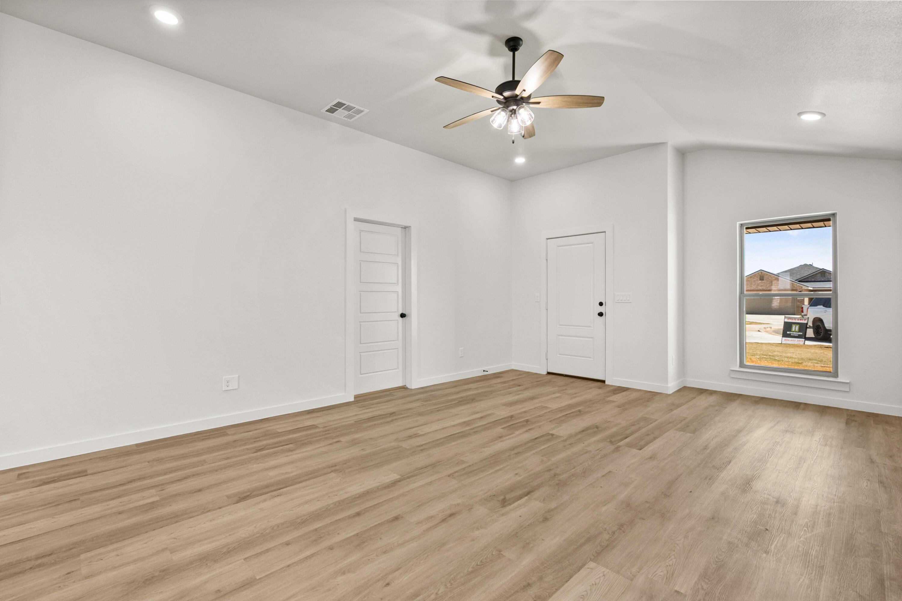 1302 Saratoga Avenue