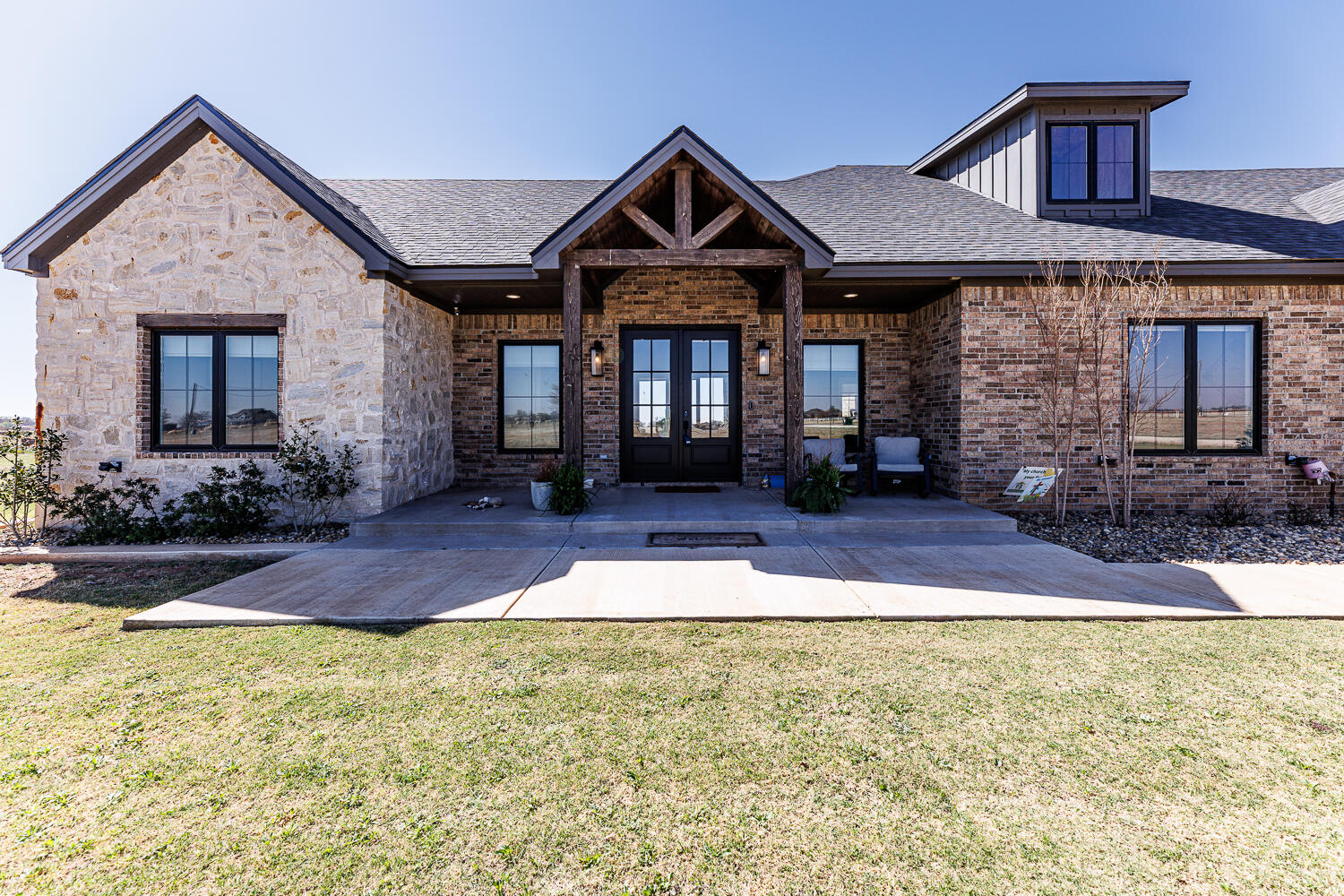 8128 E County Road 6100