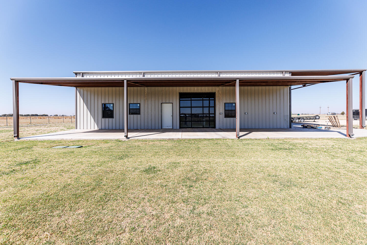 8128 E County Road 6100