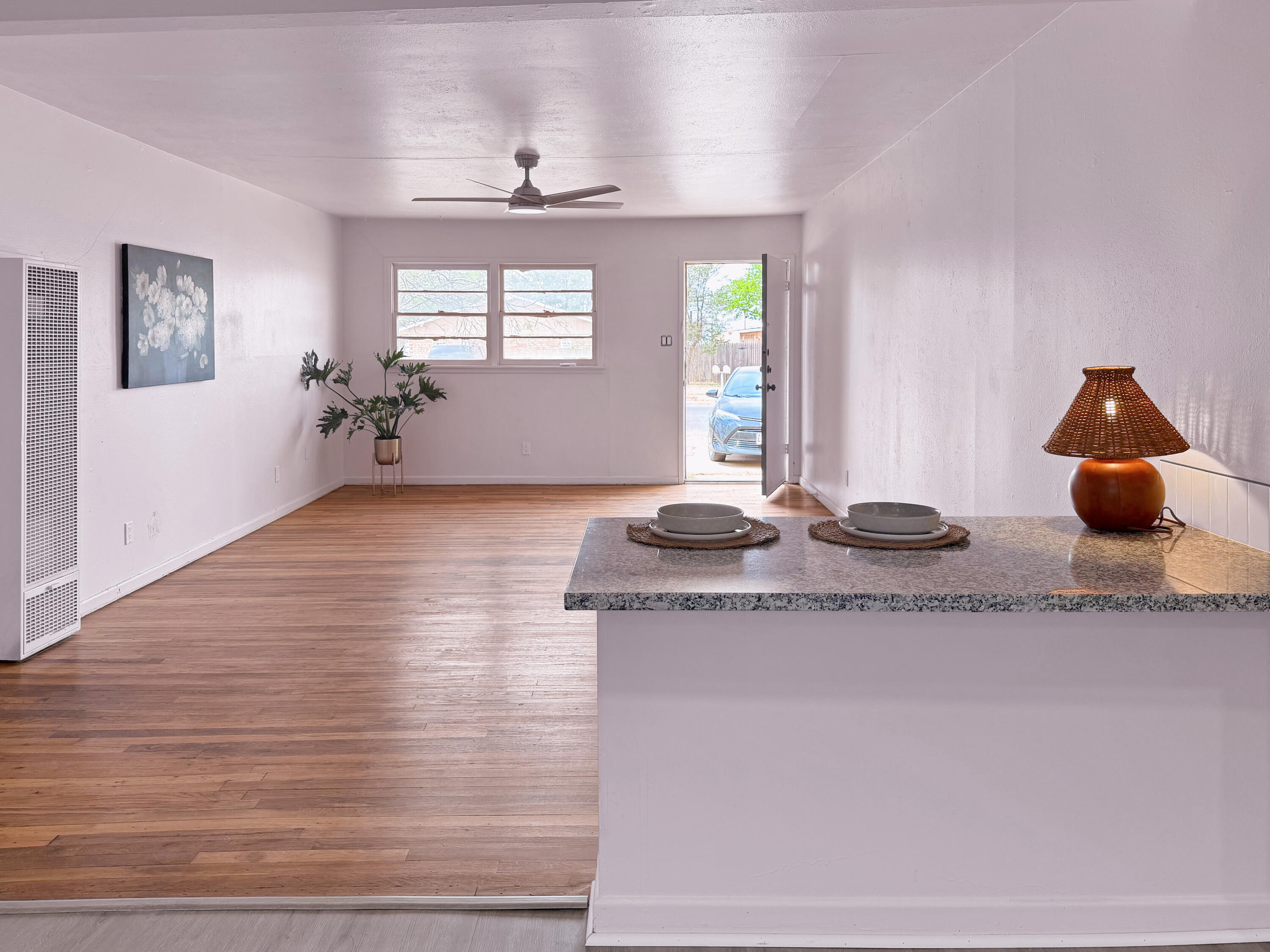 2131 S Loop 289