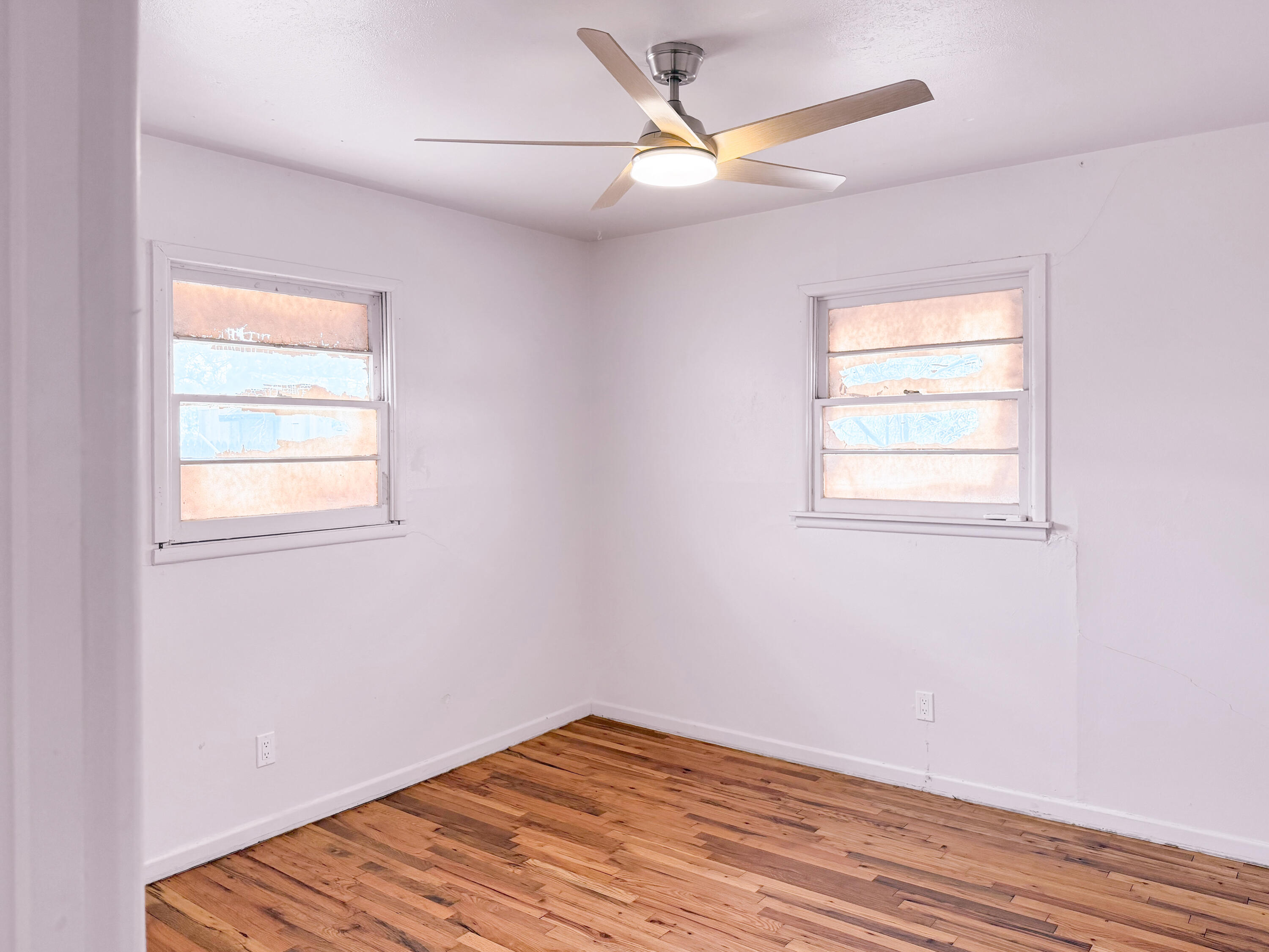 2131 S Loop 289