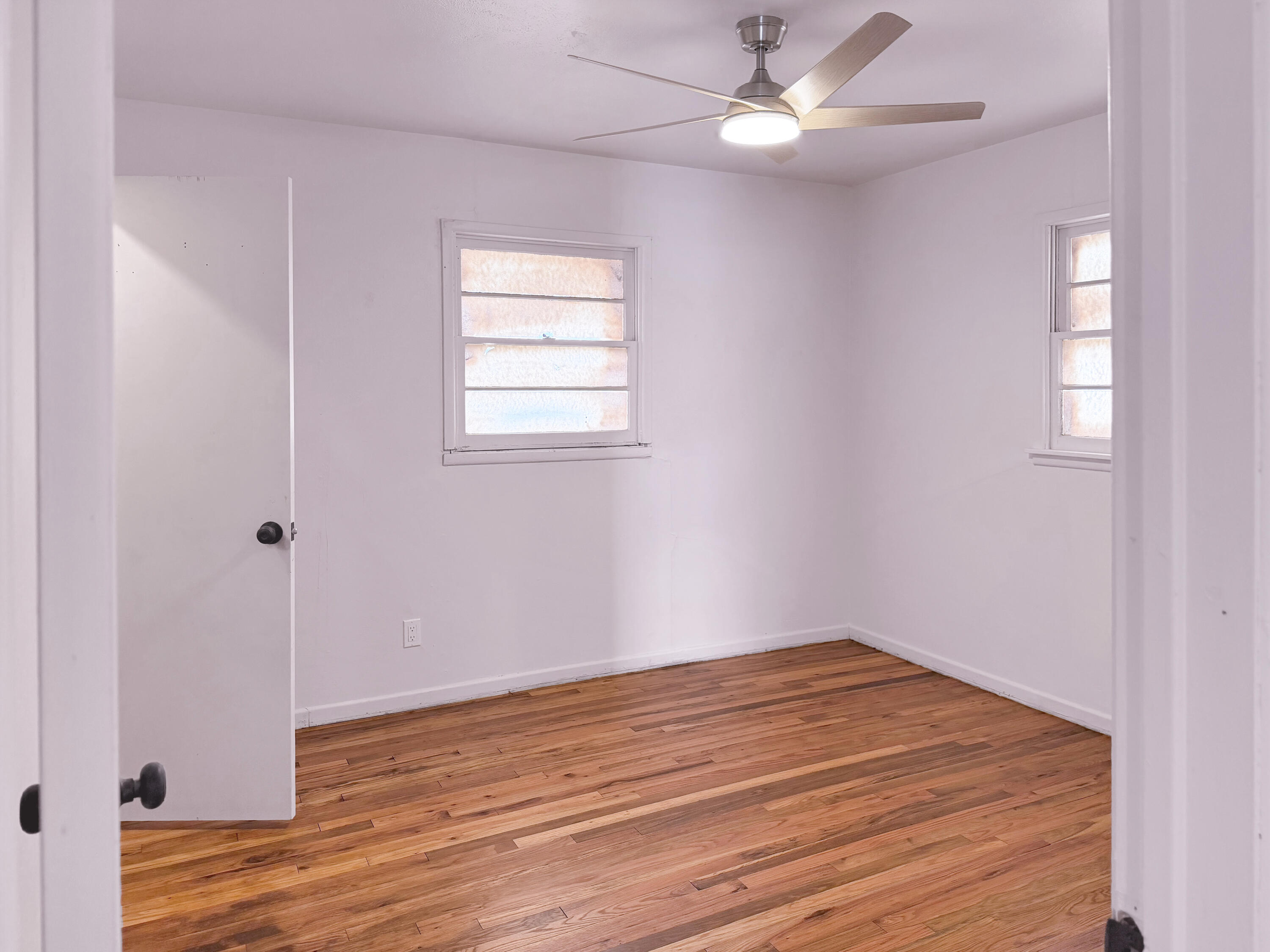 2131 S Loop 289