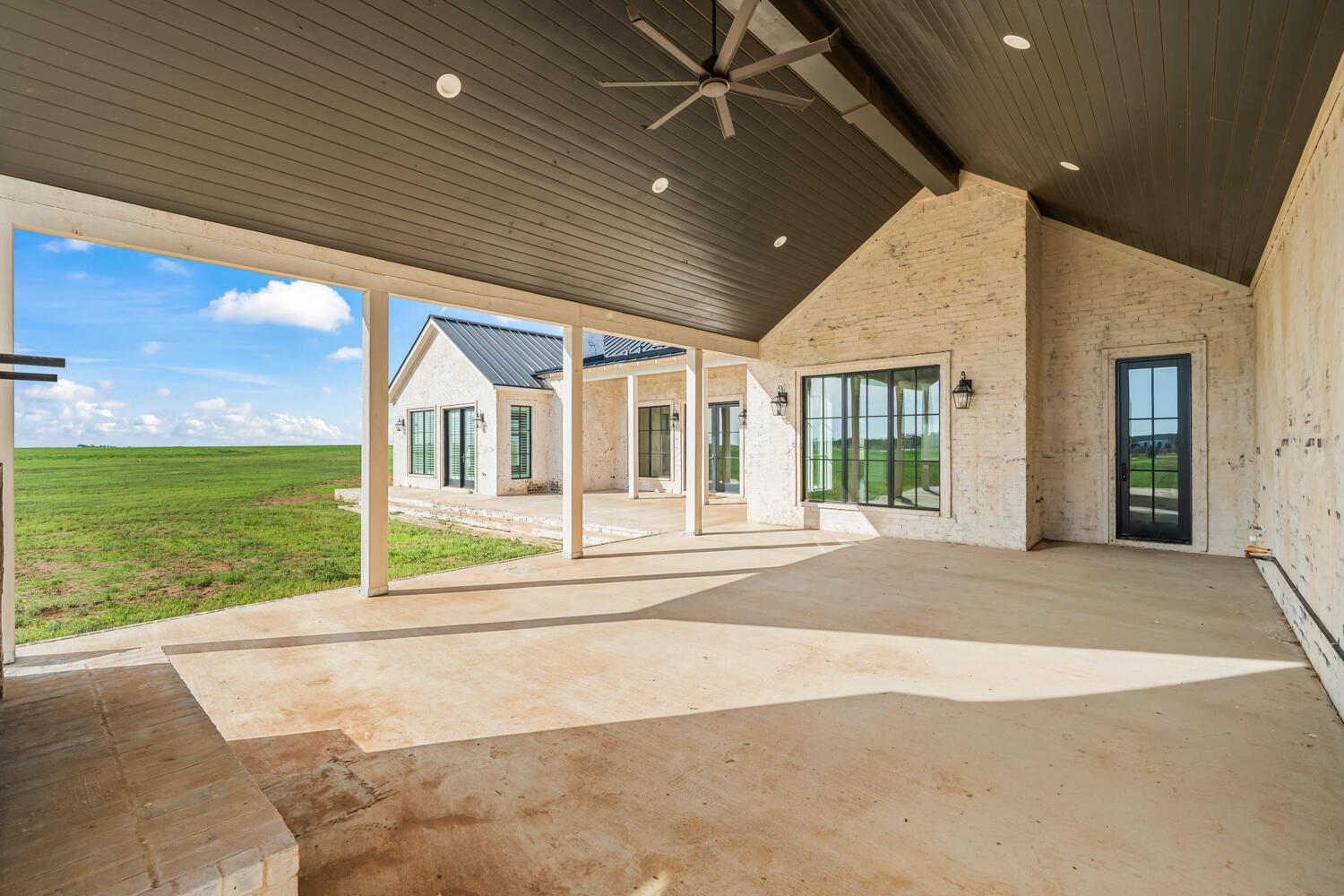 21101 County Road 1920